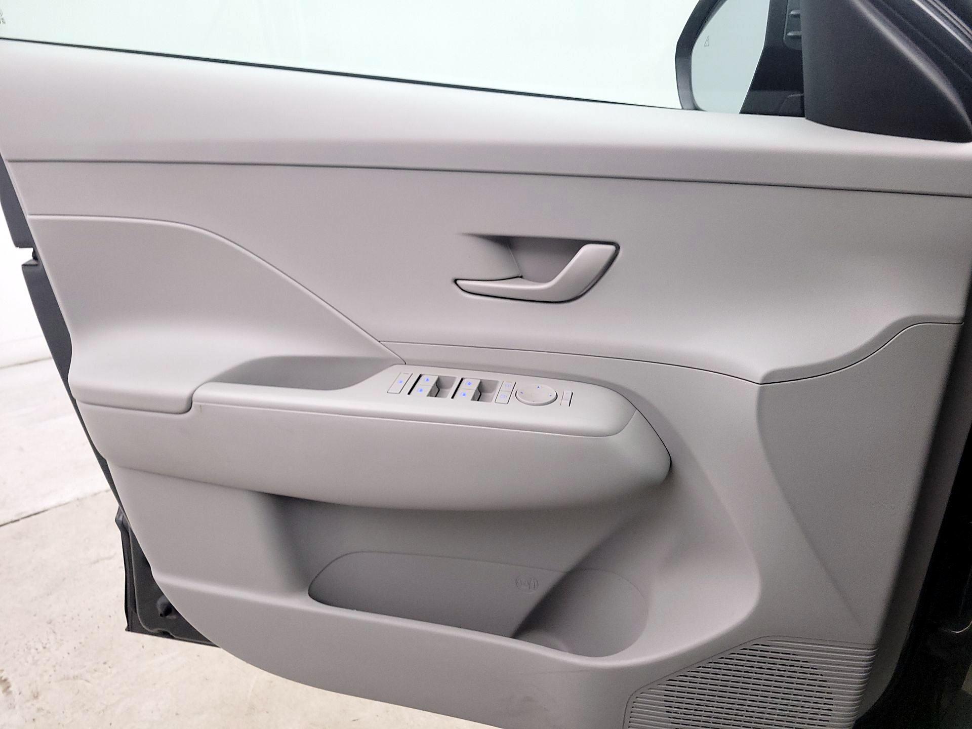 Thumbnail: 2025 Hyundai Kona - 12