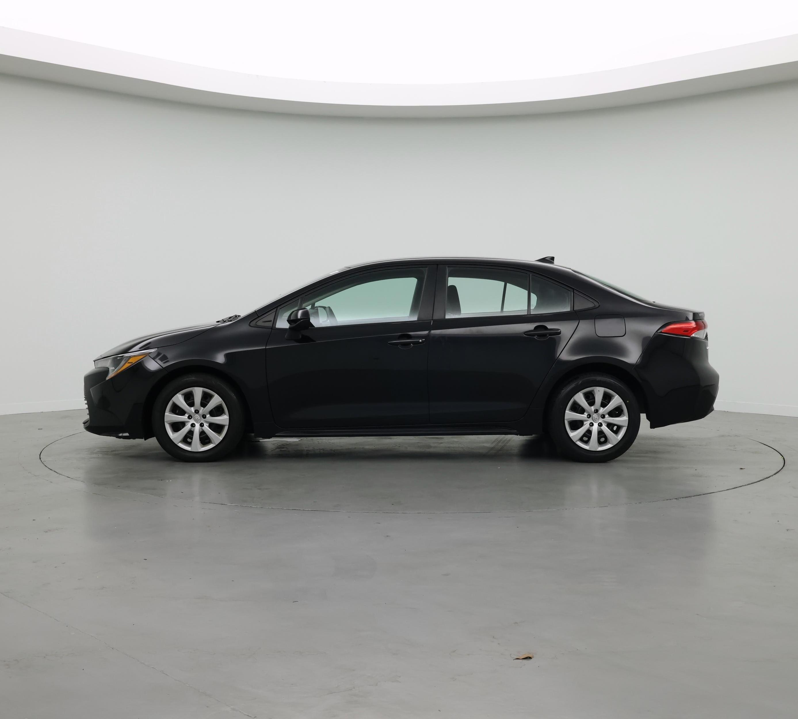 Thumbnail: 2023 Toyota Corolla - 3