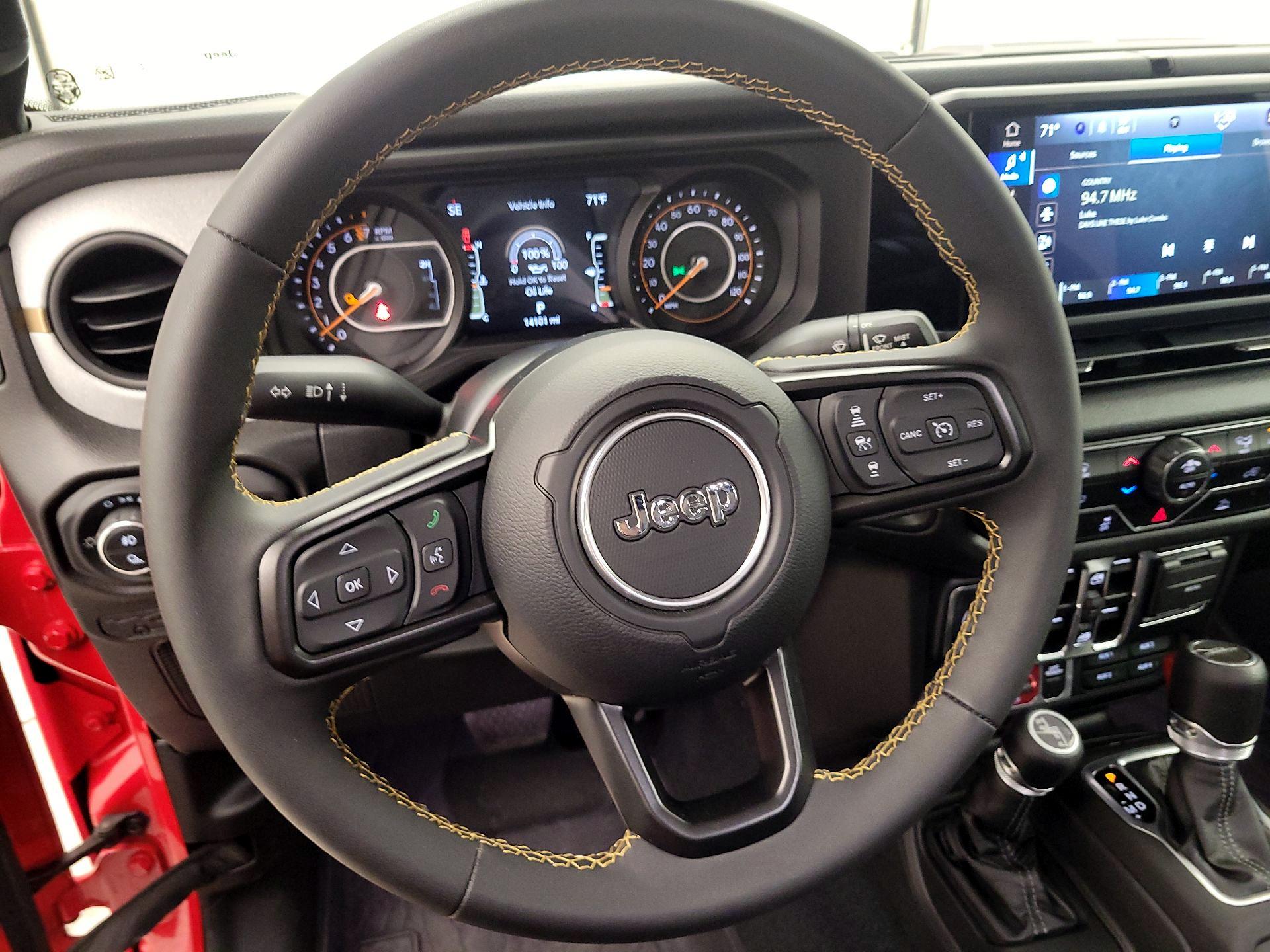 Thumbnail: 2024 Jeep Gladiator - 10