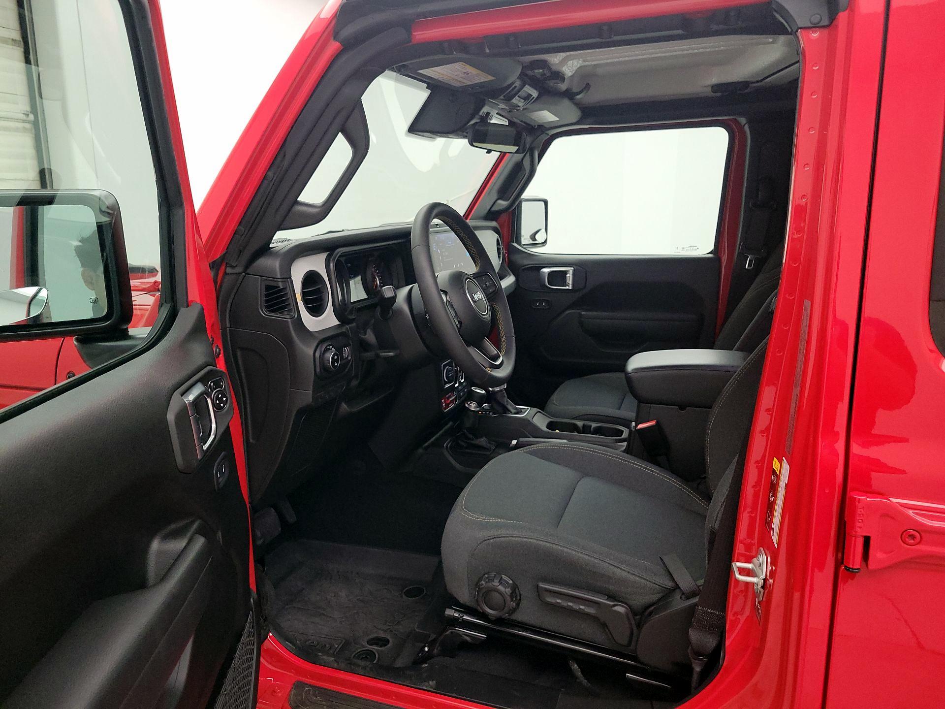 Thumbnail: 2024 Jeep Gladiator - 11