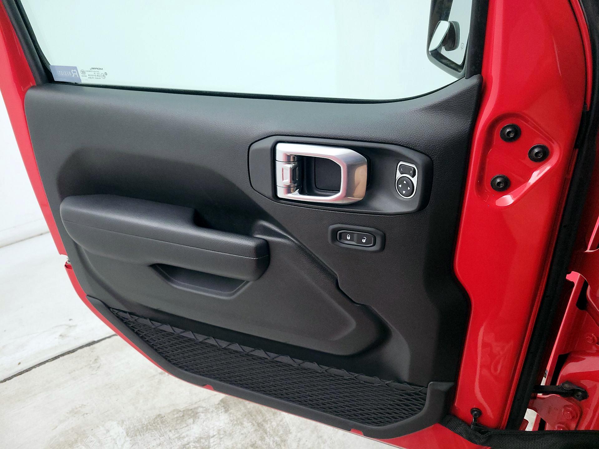 Thumbnail: 2024 Jeep Gladiator - 12