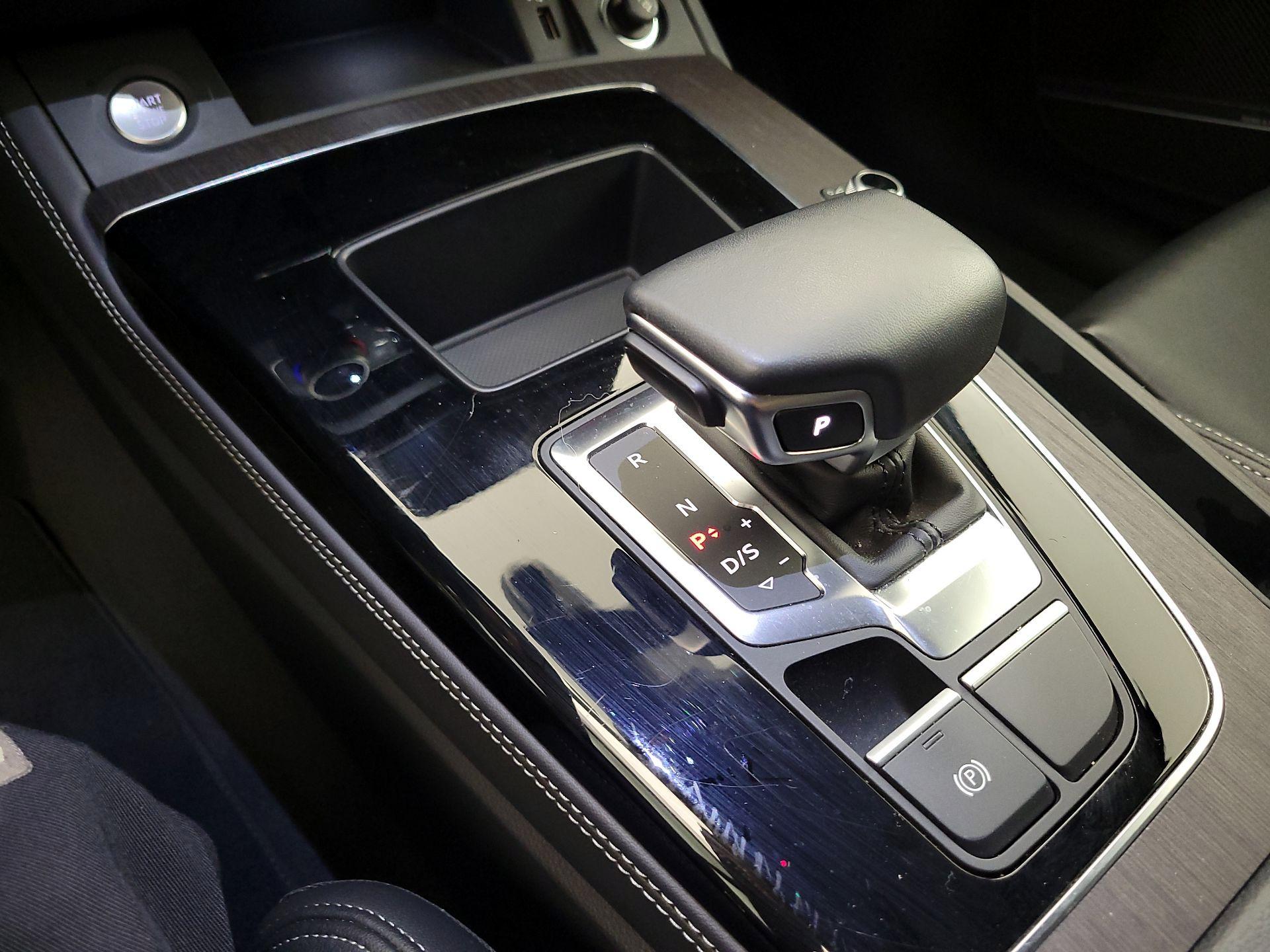 Thumbnail: 2024 Audi Q5 - 17