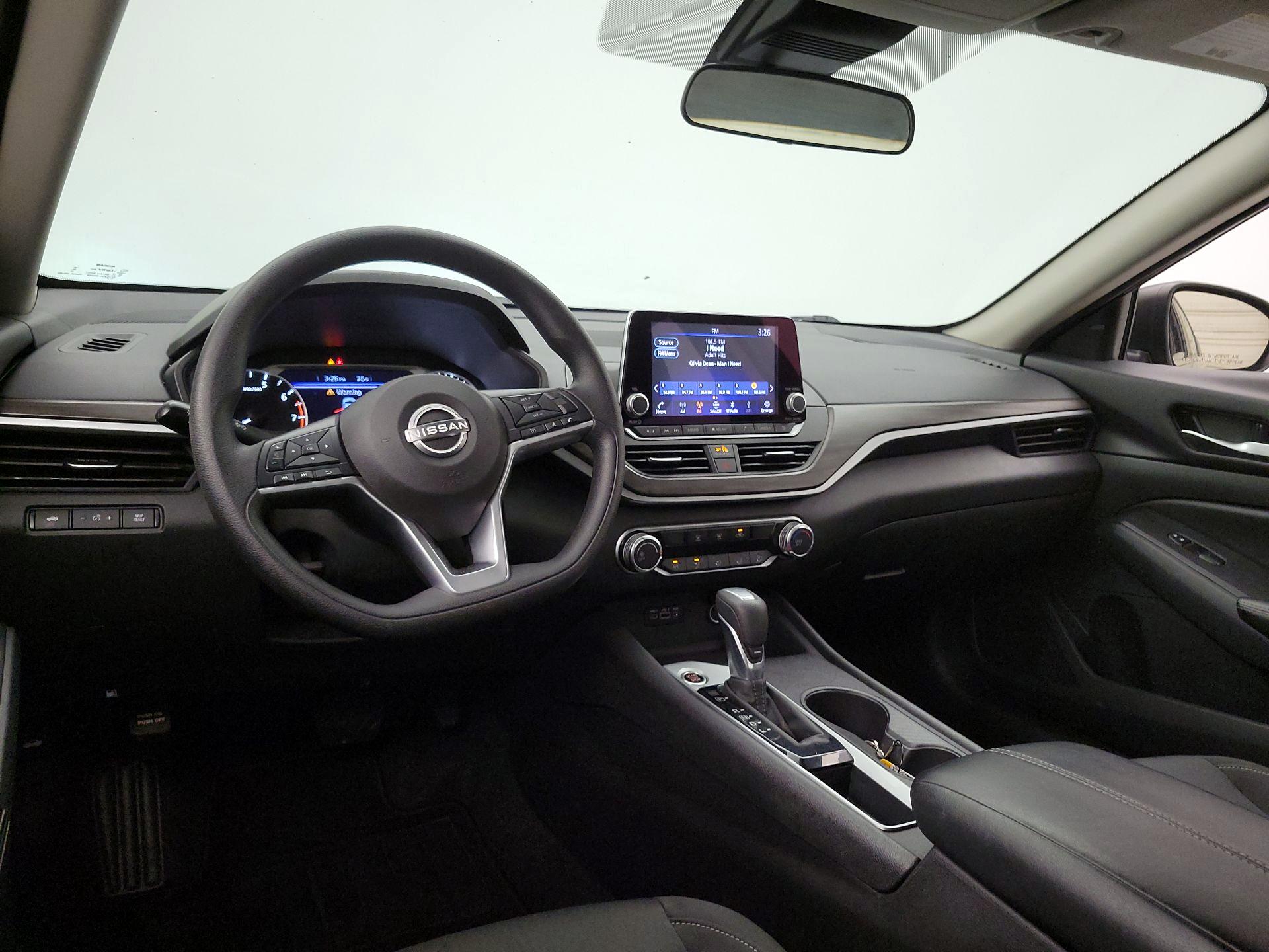 Thumbnail: 2025 Nissan Altima - 9