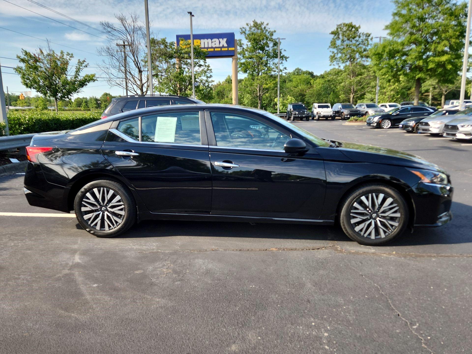 Thumbnail: 2024 Nissan Altima - 4