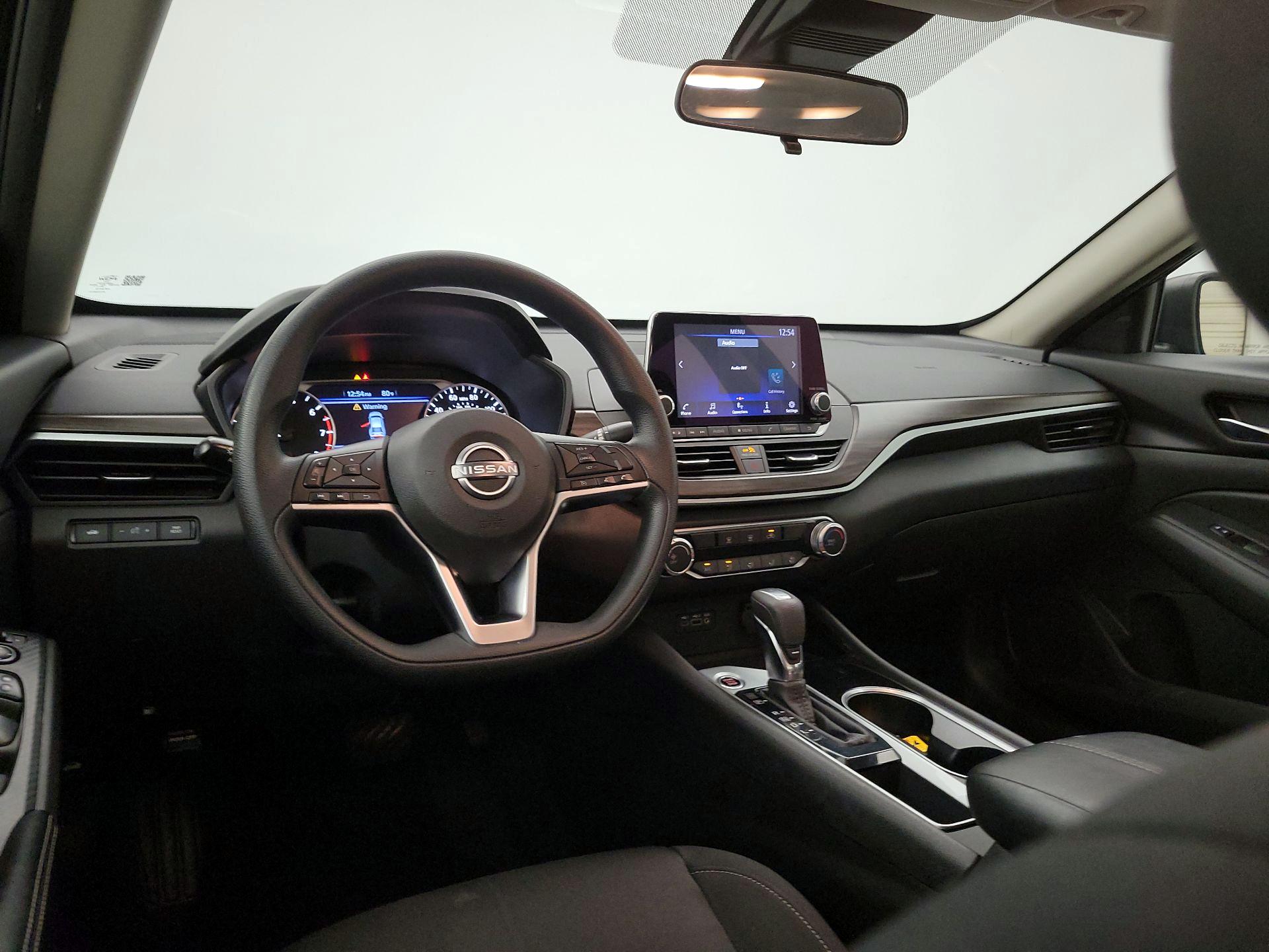Thumbnail: 2024 Nissan Altima - 8