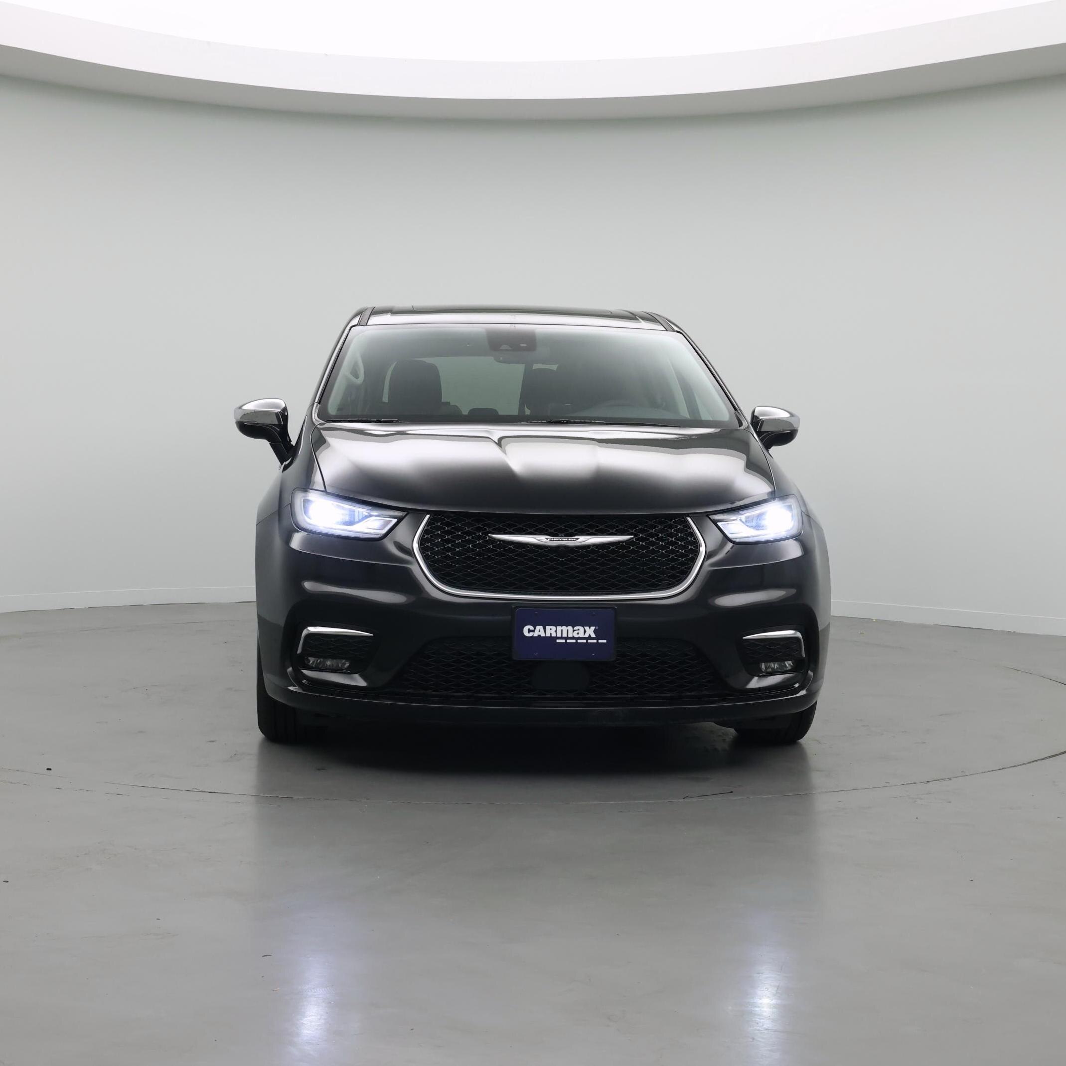 Thumbnail: 2023 Chrysler Pacifica - 5
