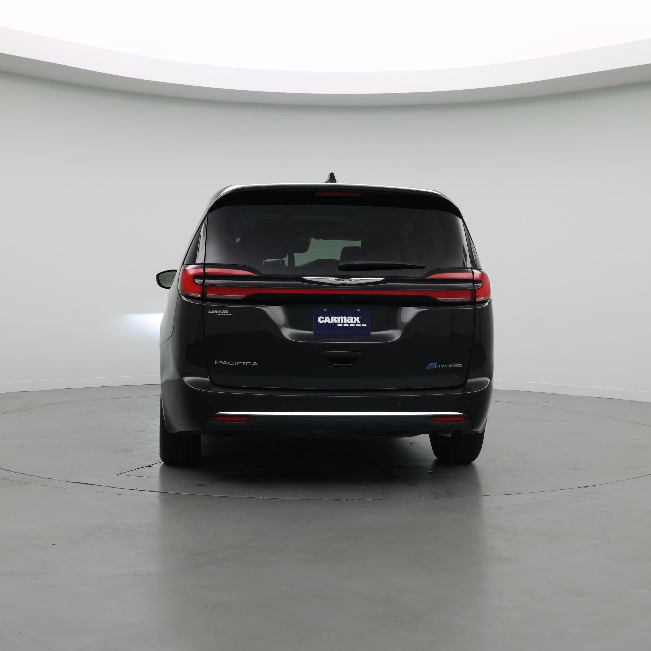 Thumbnail: 2023 Chrysler Pacifica - 6