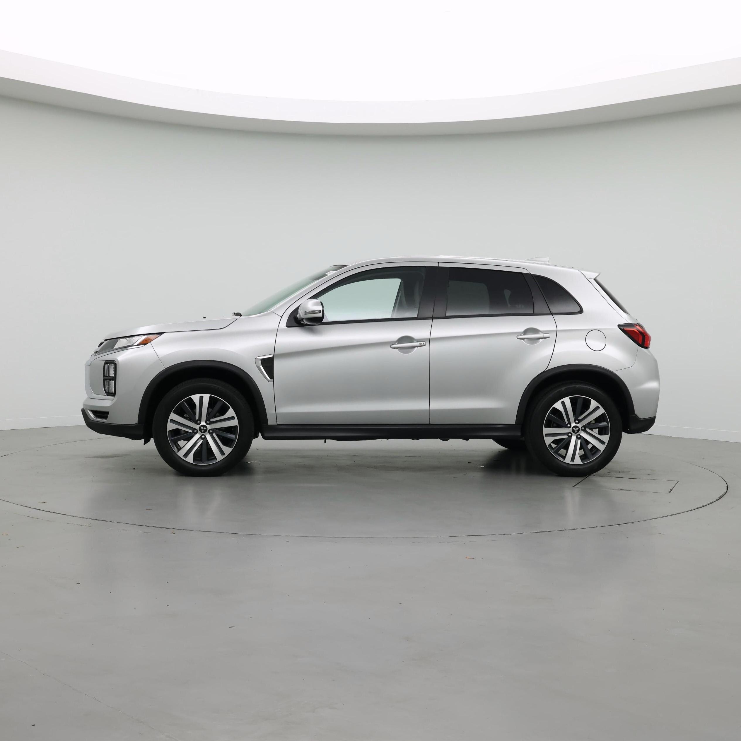 Thumbnail: 2025 Mitsubishi Outlander Sport - 3