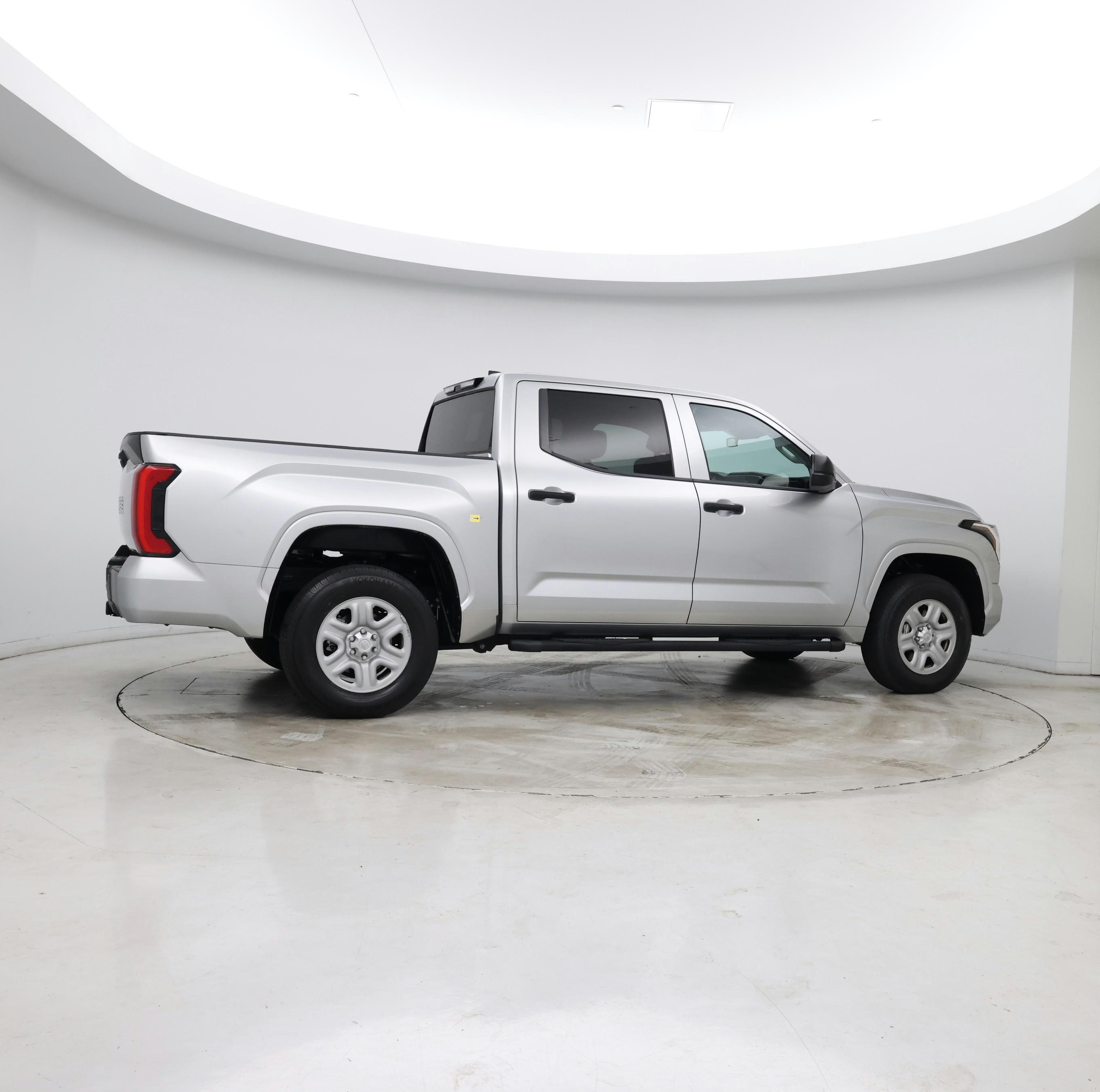 Thumbnail: 2023 Toyota Tundra - 8