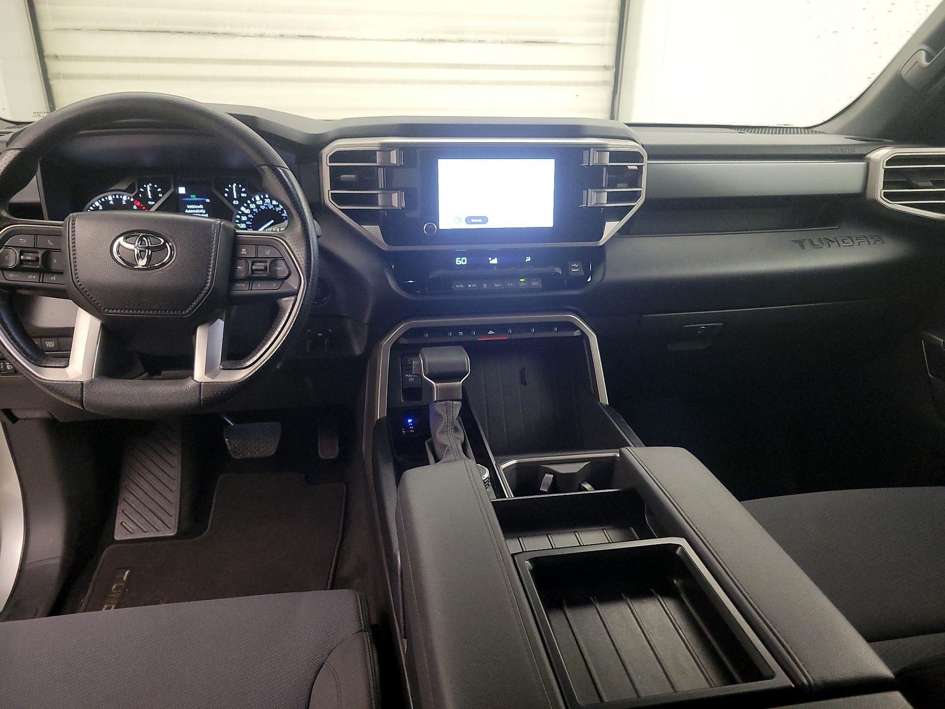 Thumbnail: 2025 Toyota Tundra - 9