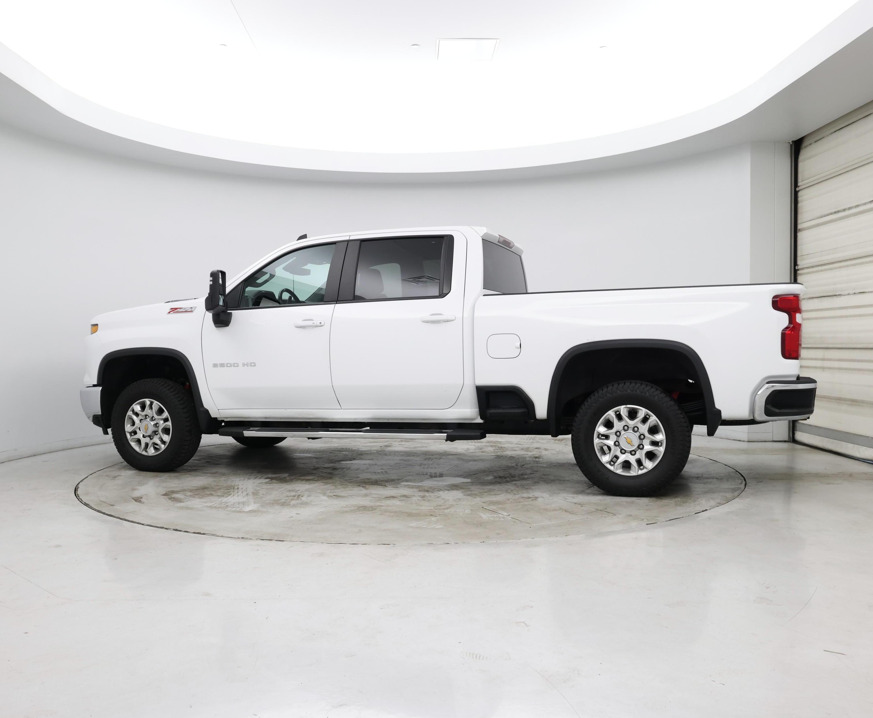 Thumbnail: 2024 Chevrolet Silverado 2500 - 3