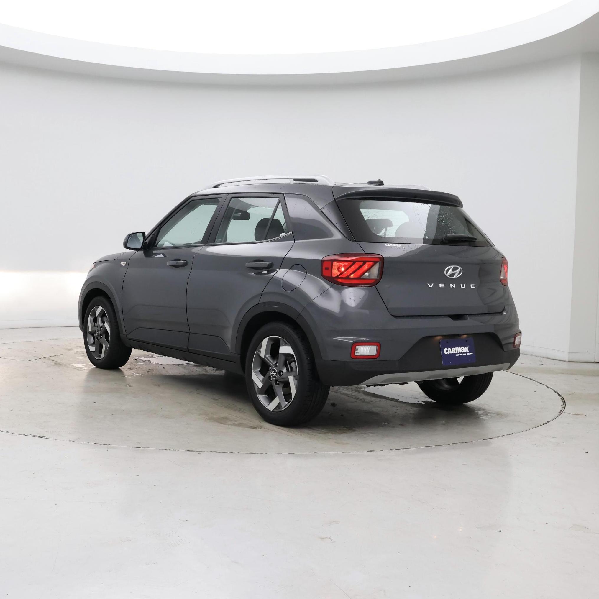 Thumbnail: 2025 Hyundai Venue - 2