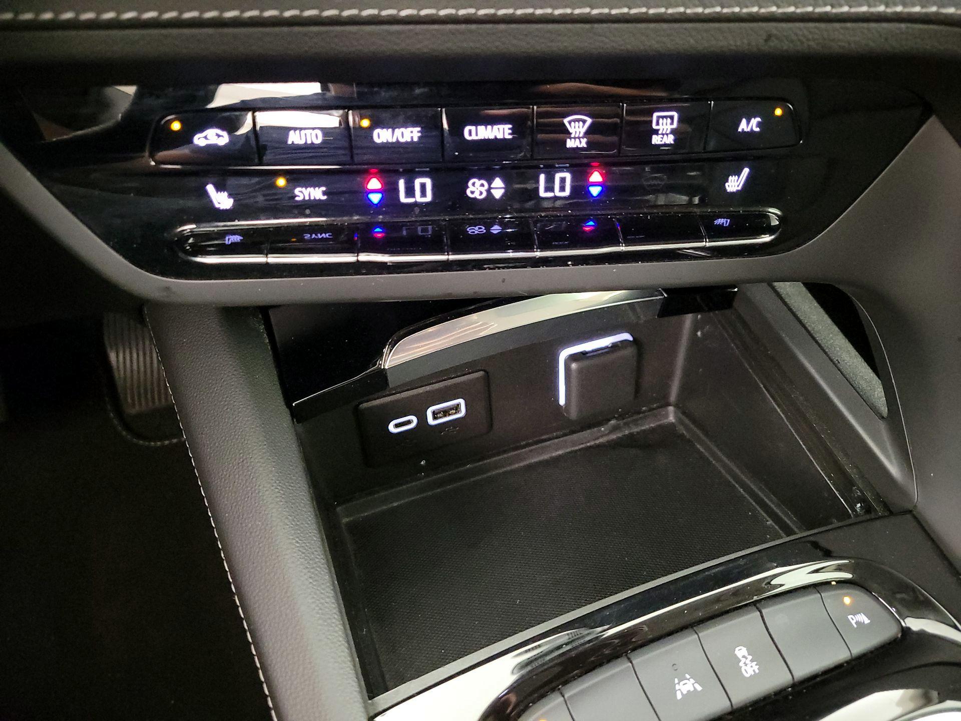Thumbnail: 2023 Buick Envision - 16