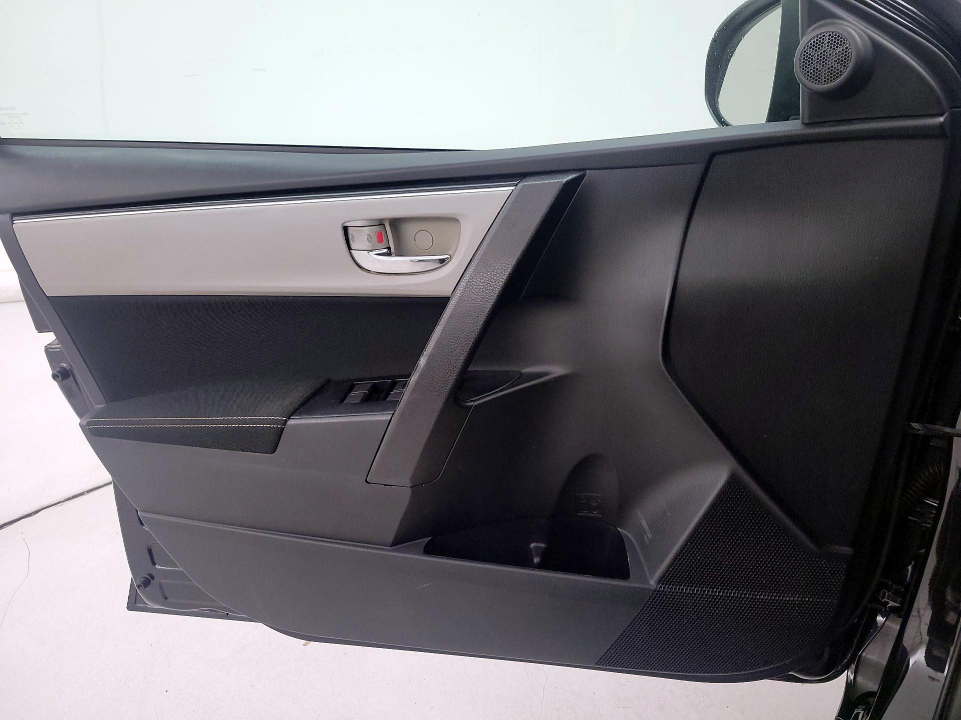 Thumbnail: 2019 Toyota Corolla - 12
