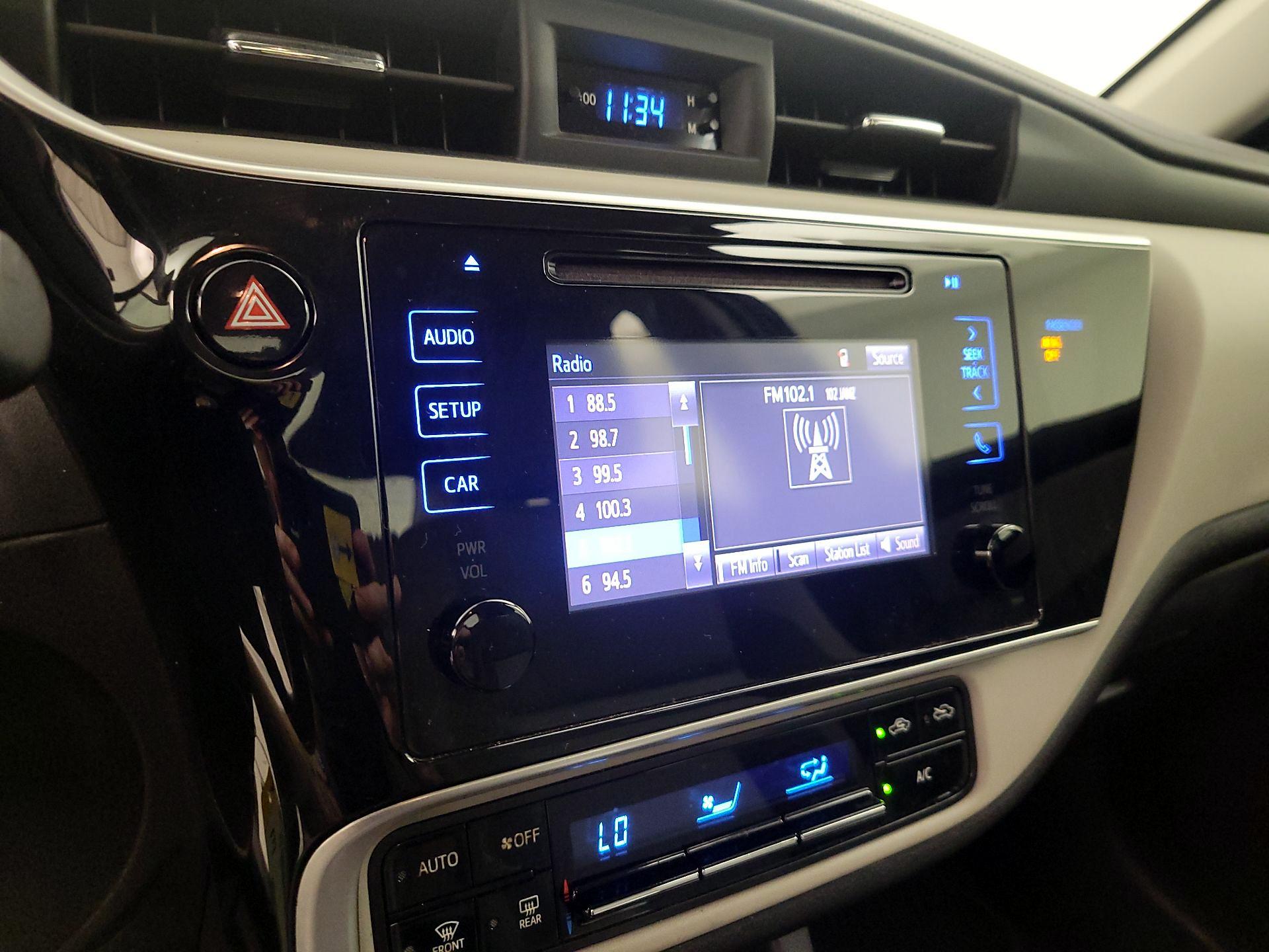 Thumbnail: 2019 Toyota Corolla - 15