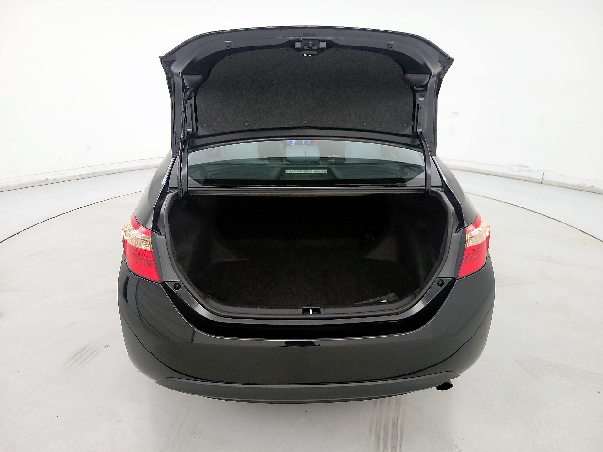 Thumbnail: 2019 Toyota Corolla - 20