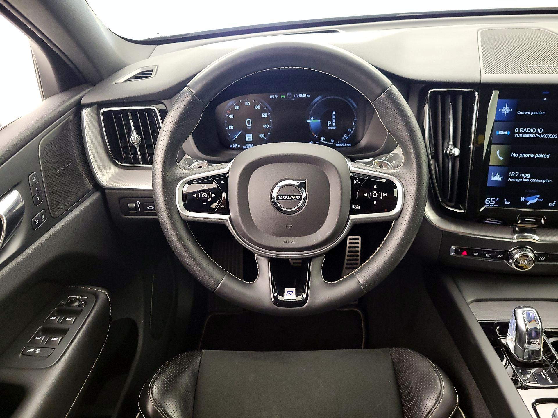 Thumbnail: 2019 Volvo XC60 - 10