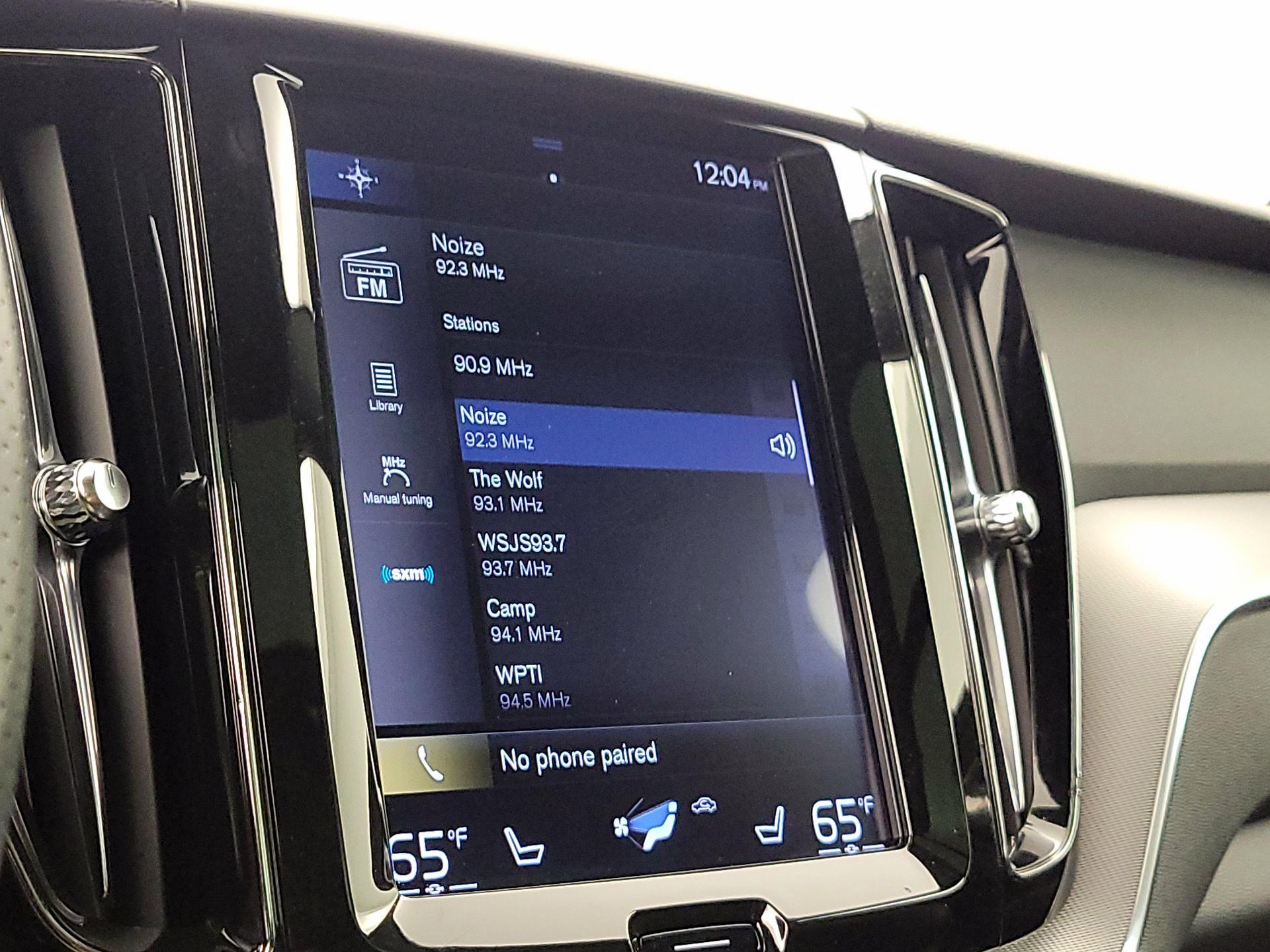 Thumbnail: 2019 Volvo XC60 - 16