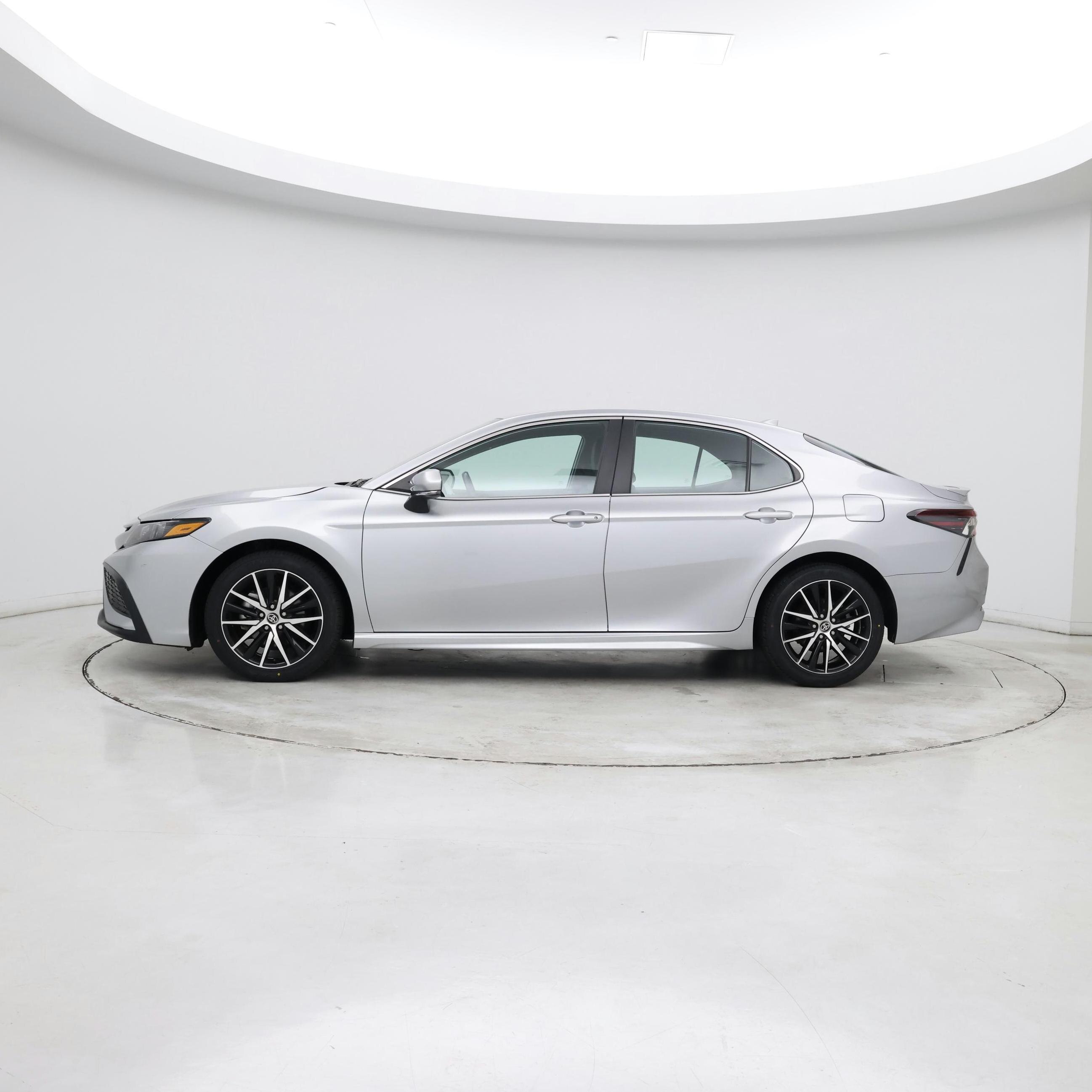 Thumbnail: 2024 Toyota Camry - 2