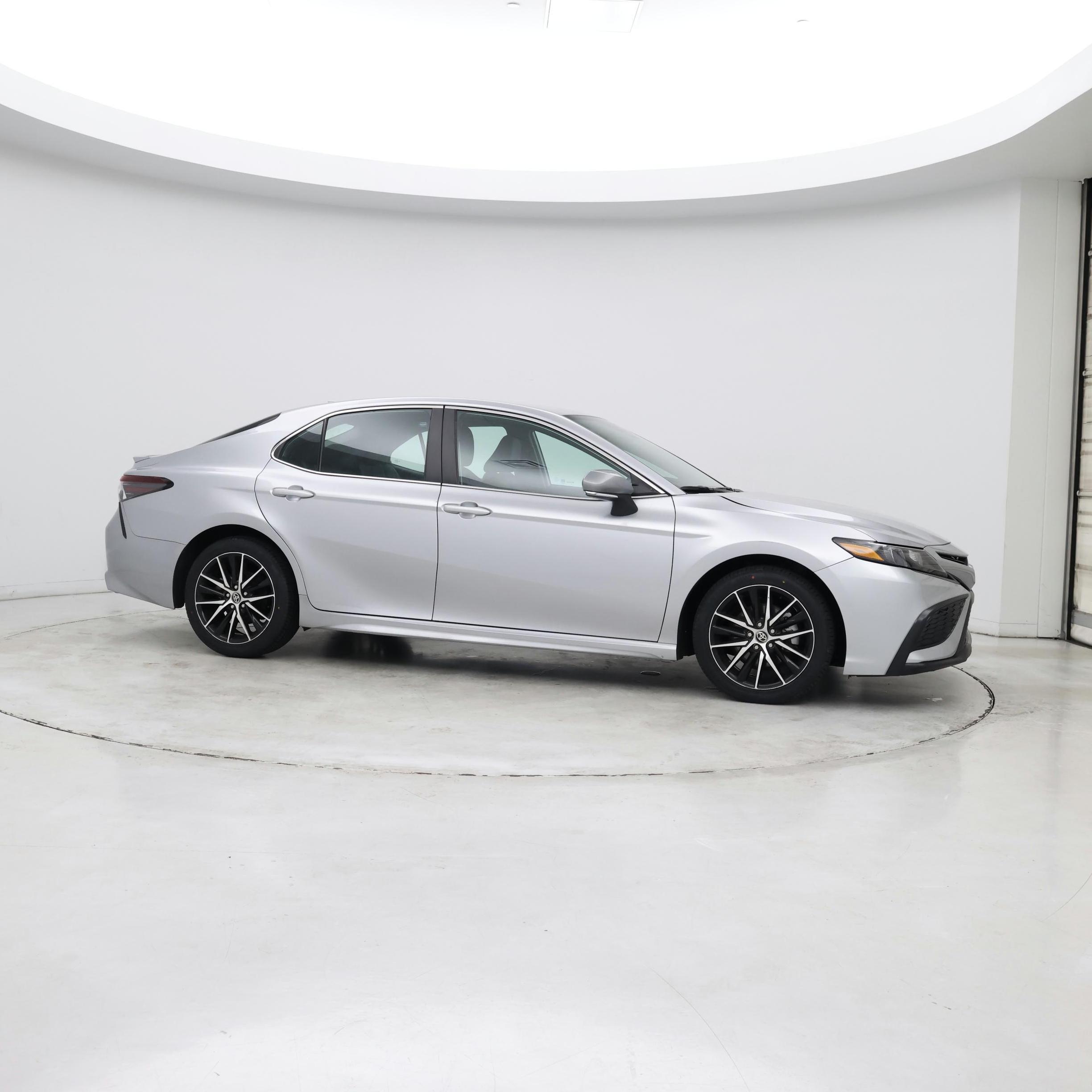 Thumbnail: 2024 Toyota Camry - 7