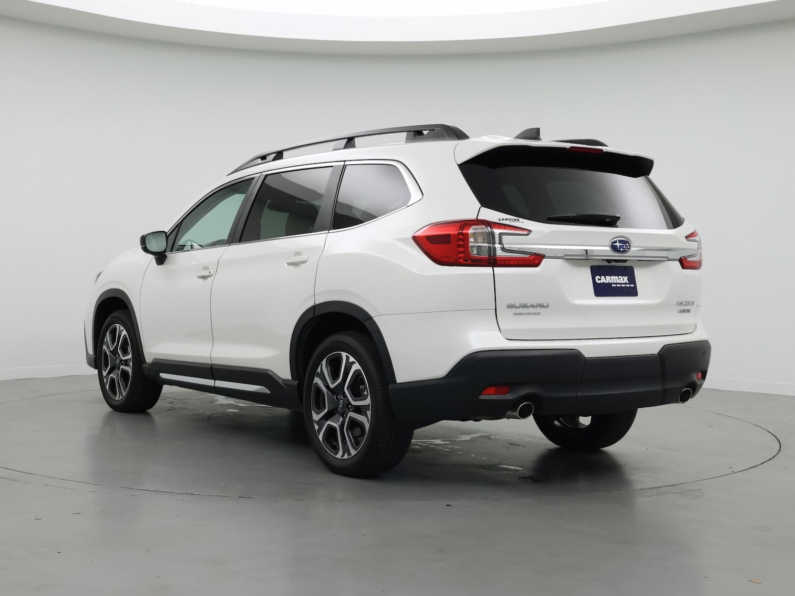 2025 Subaru Ascent Limited - Photo 3