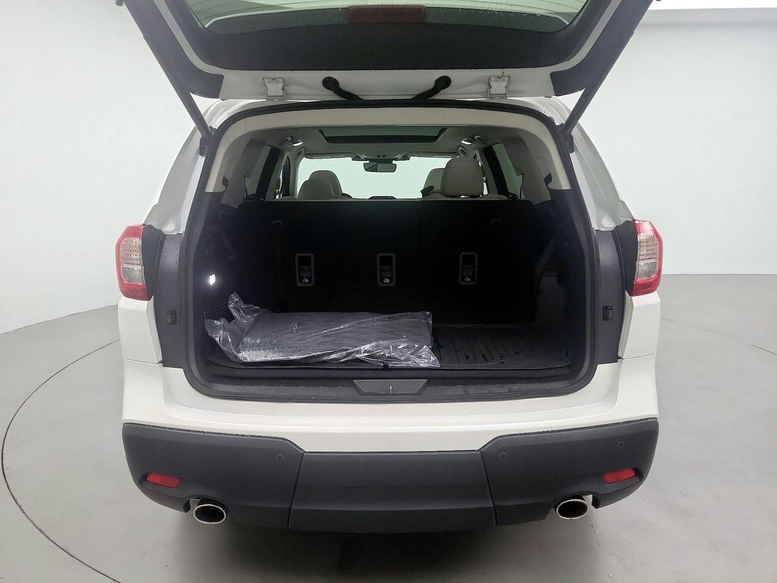 2025 Subaru Ascent Limited - Photo 24