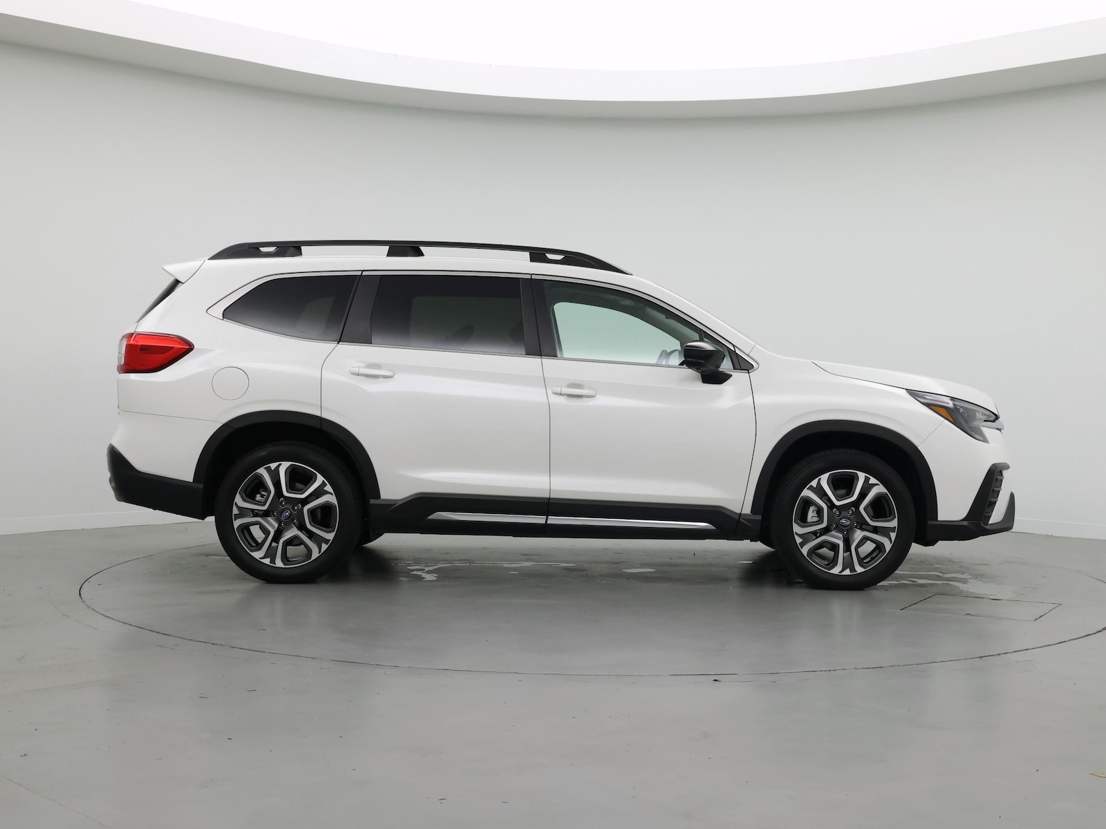 2025 Subaru Ascent Limited - Photo 8
