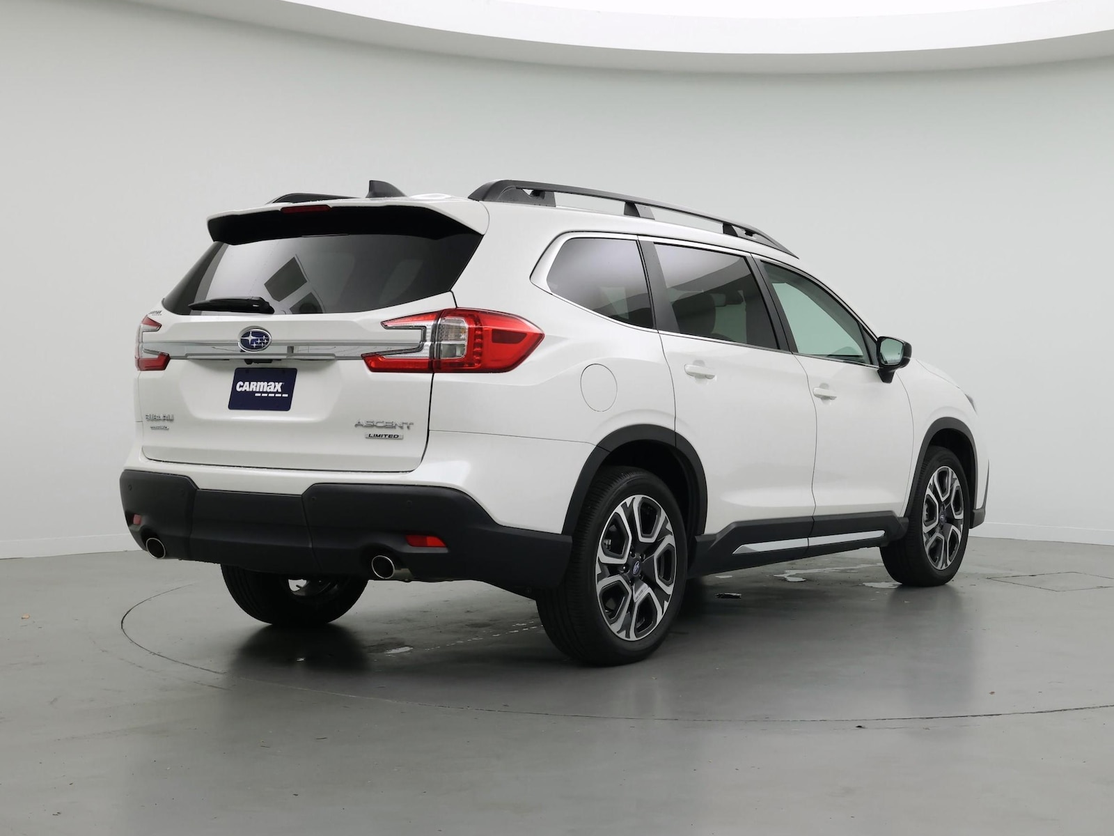2025 Subaru Ascent Limited - Photo 9