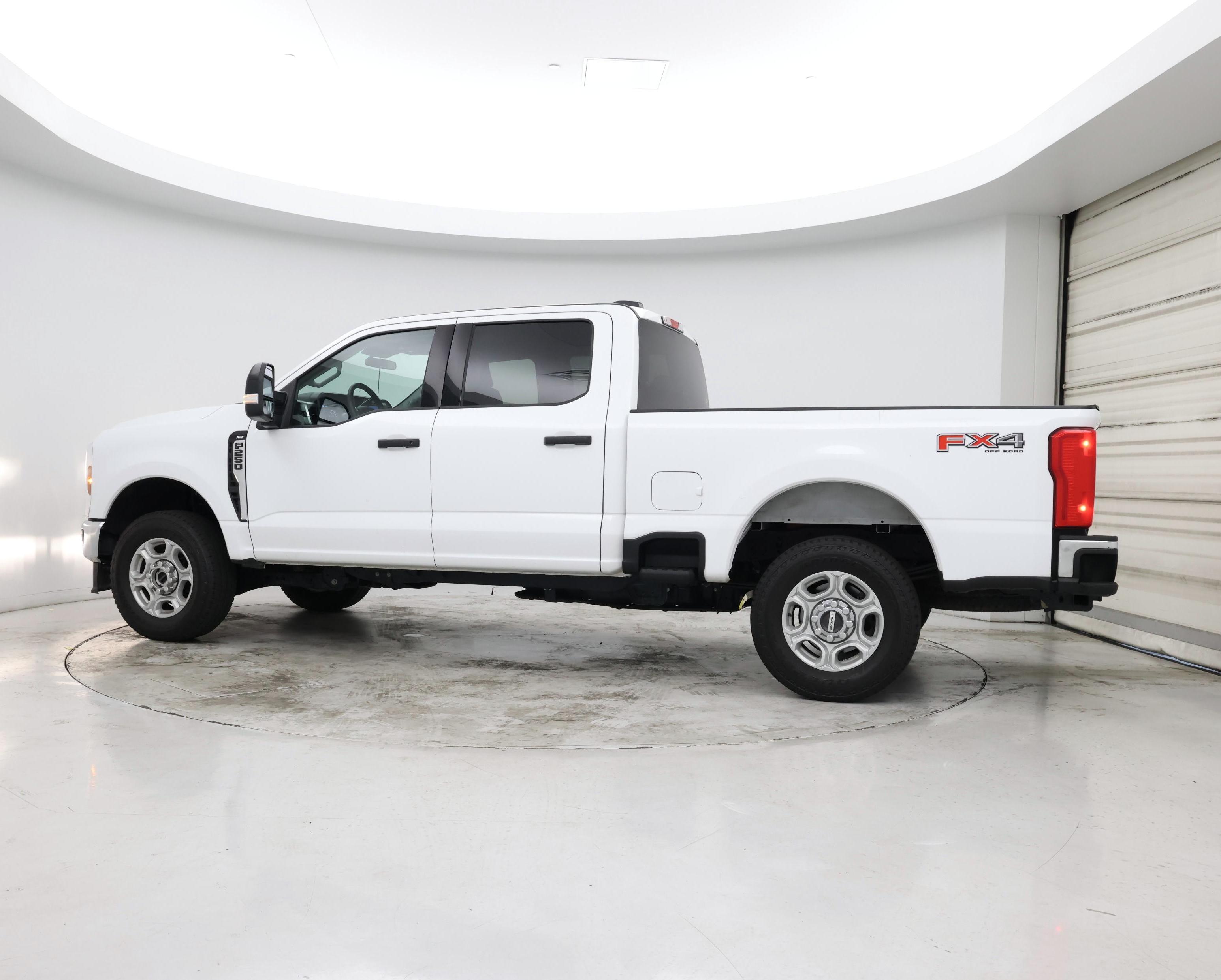 Thumbnail: 2025 Ford F-250 - 3