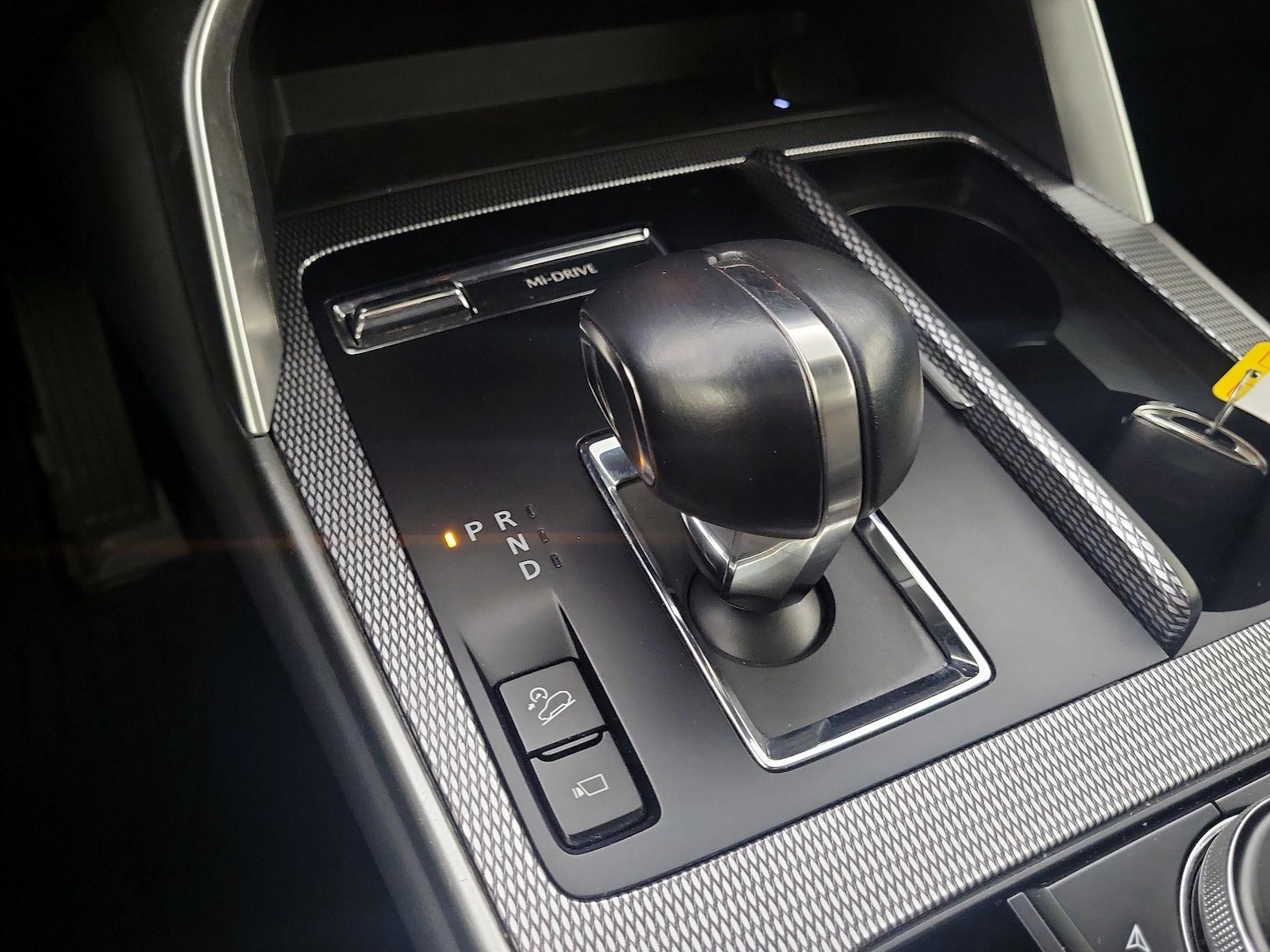 2025 Mazda CX-90 Premium Plus Package - Photo 18
