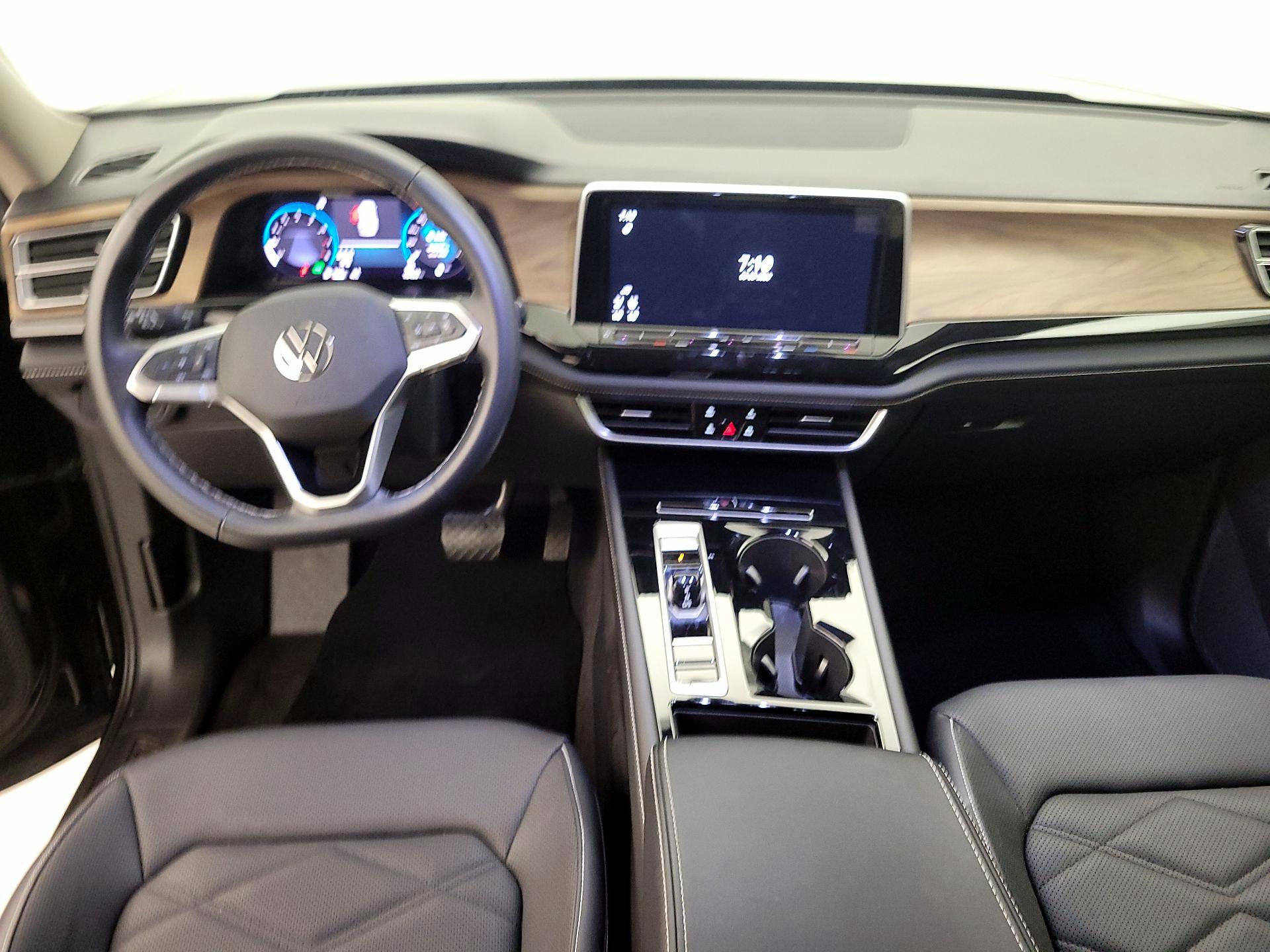 Thumbnail: 2025 Volkswagen Atlas - 9