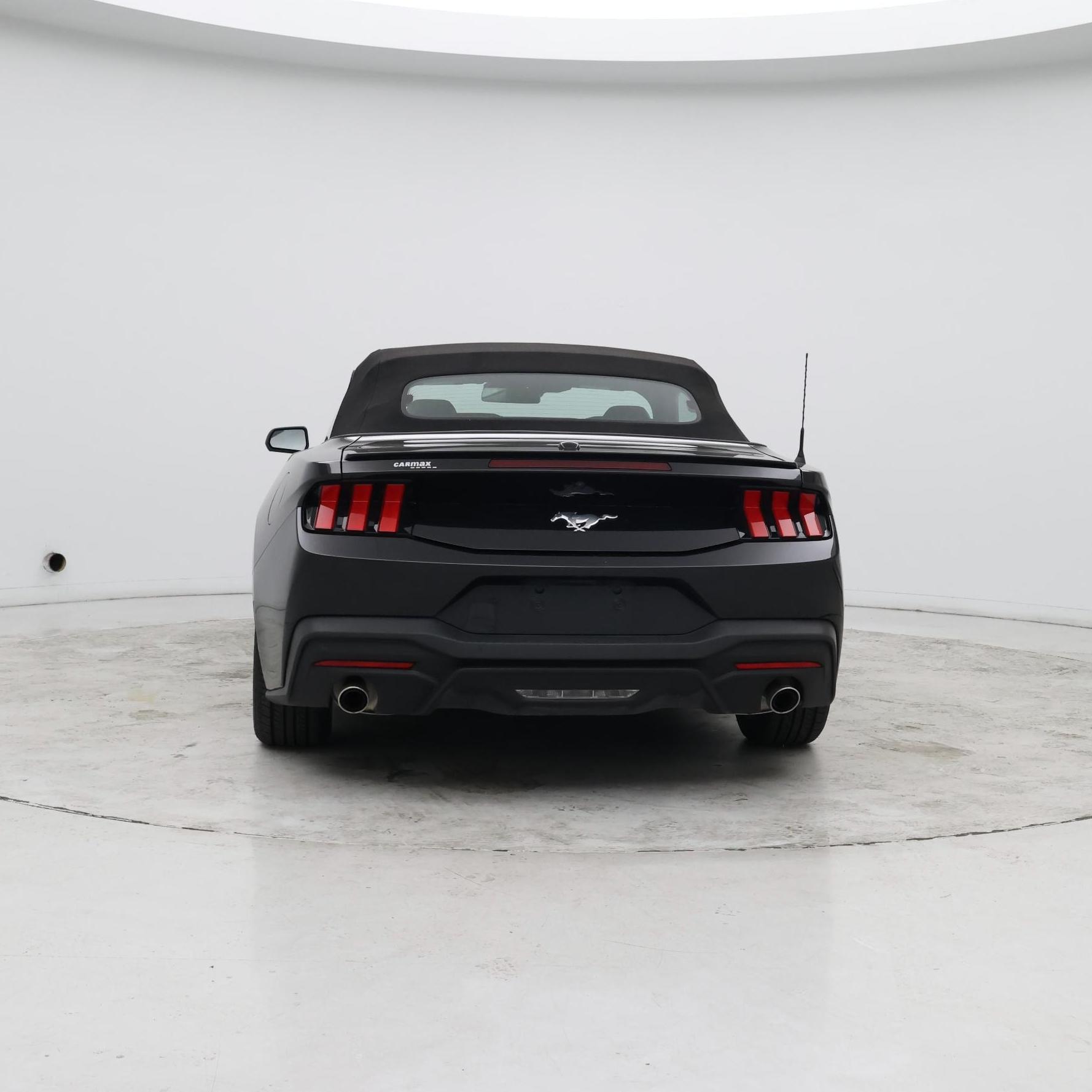 Thumbnail: 2025 Ford Mustang - 8