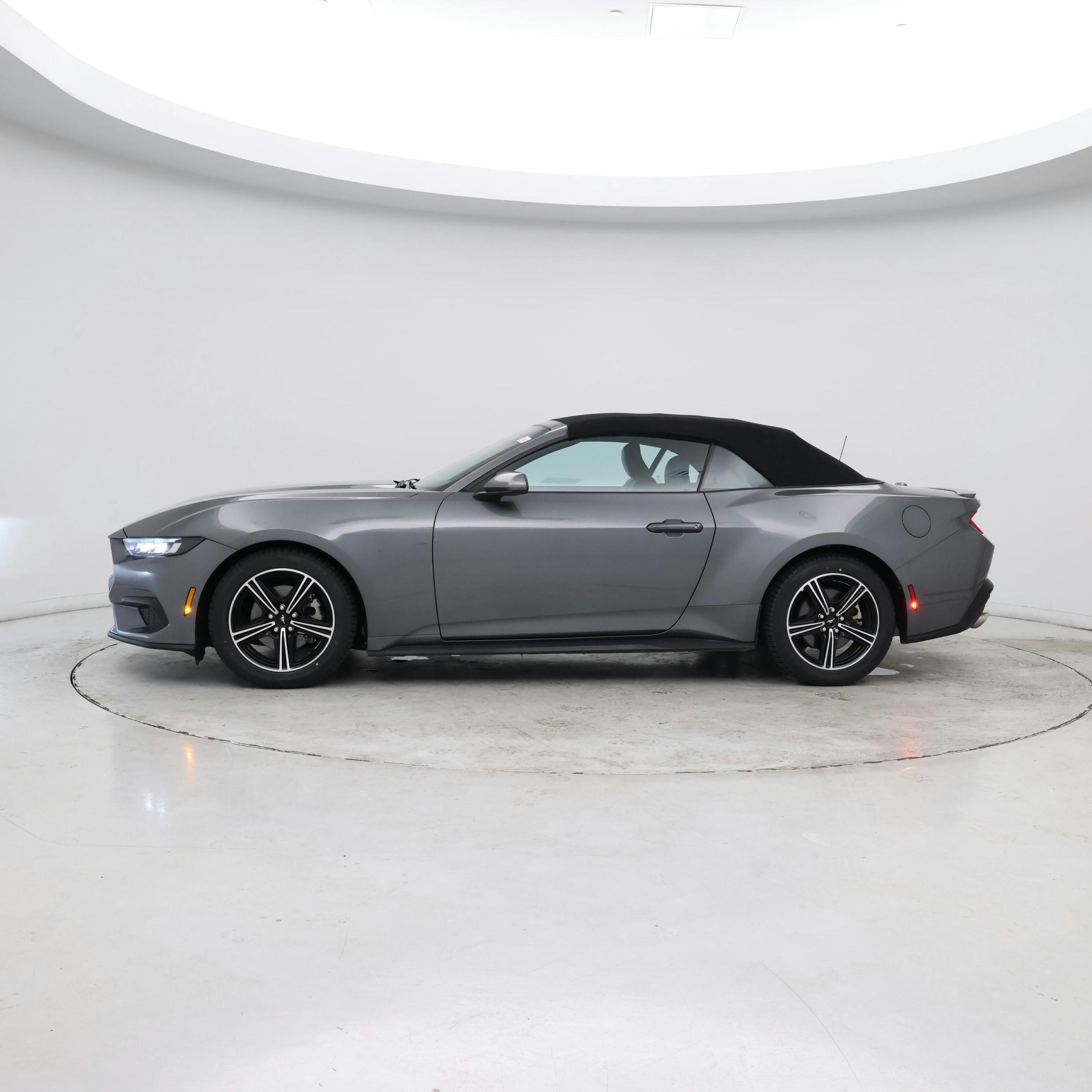 Thumbnail: 2025 Ford Mustang - 2