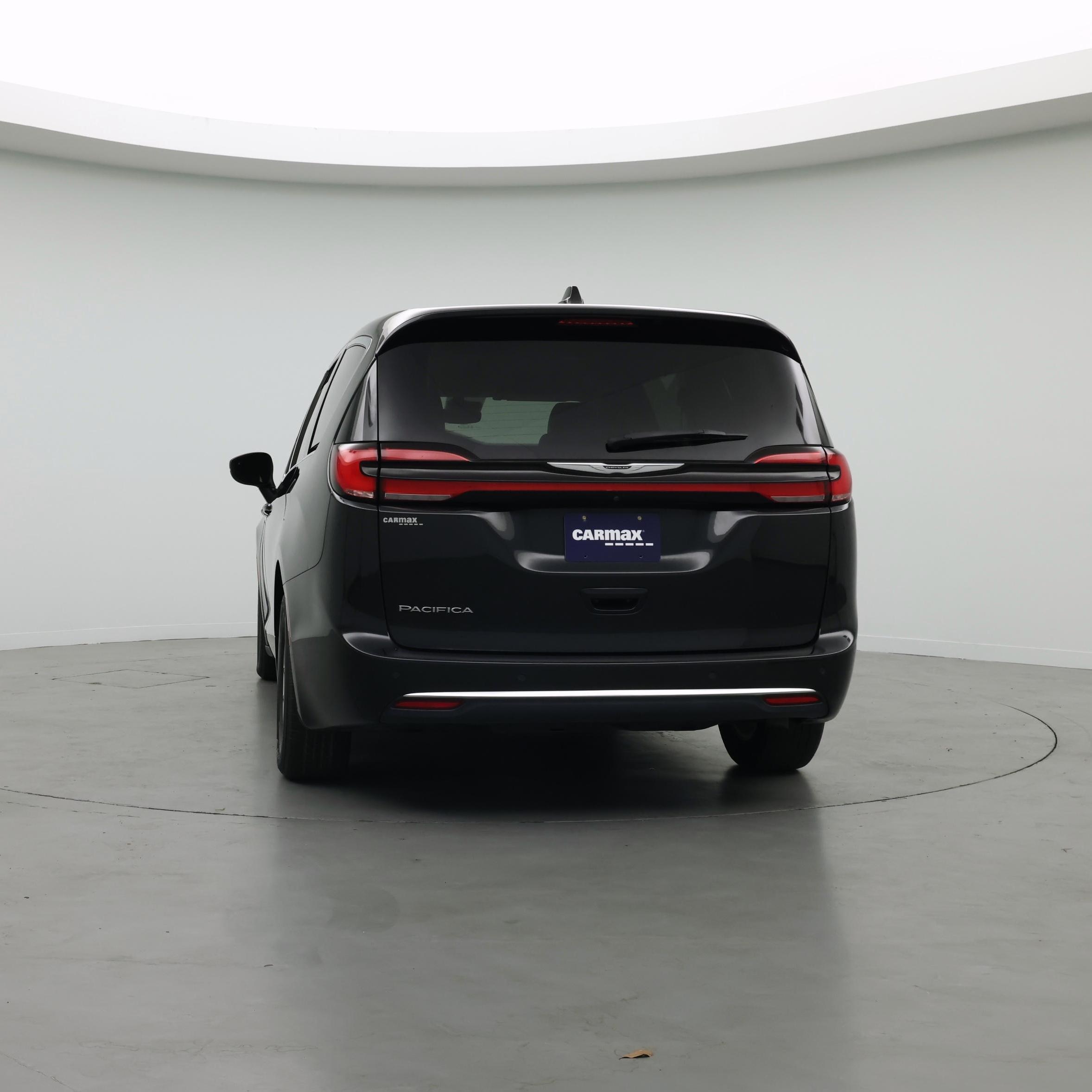 Thumbnail: 2023 Chrysler Pacifica - 6