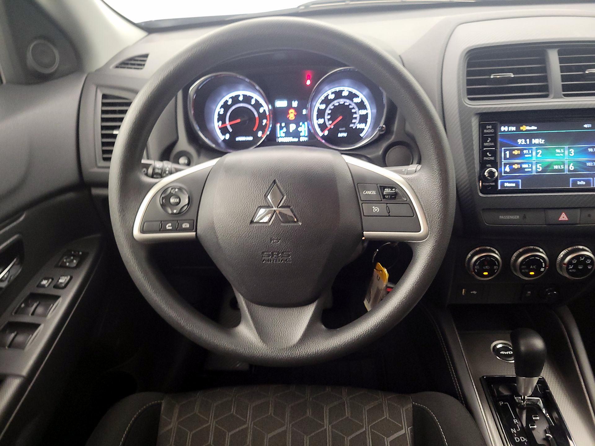 Thumbnail: 2025 Mitsubishi Outlander Sport - 10