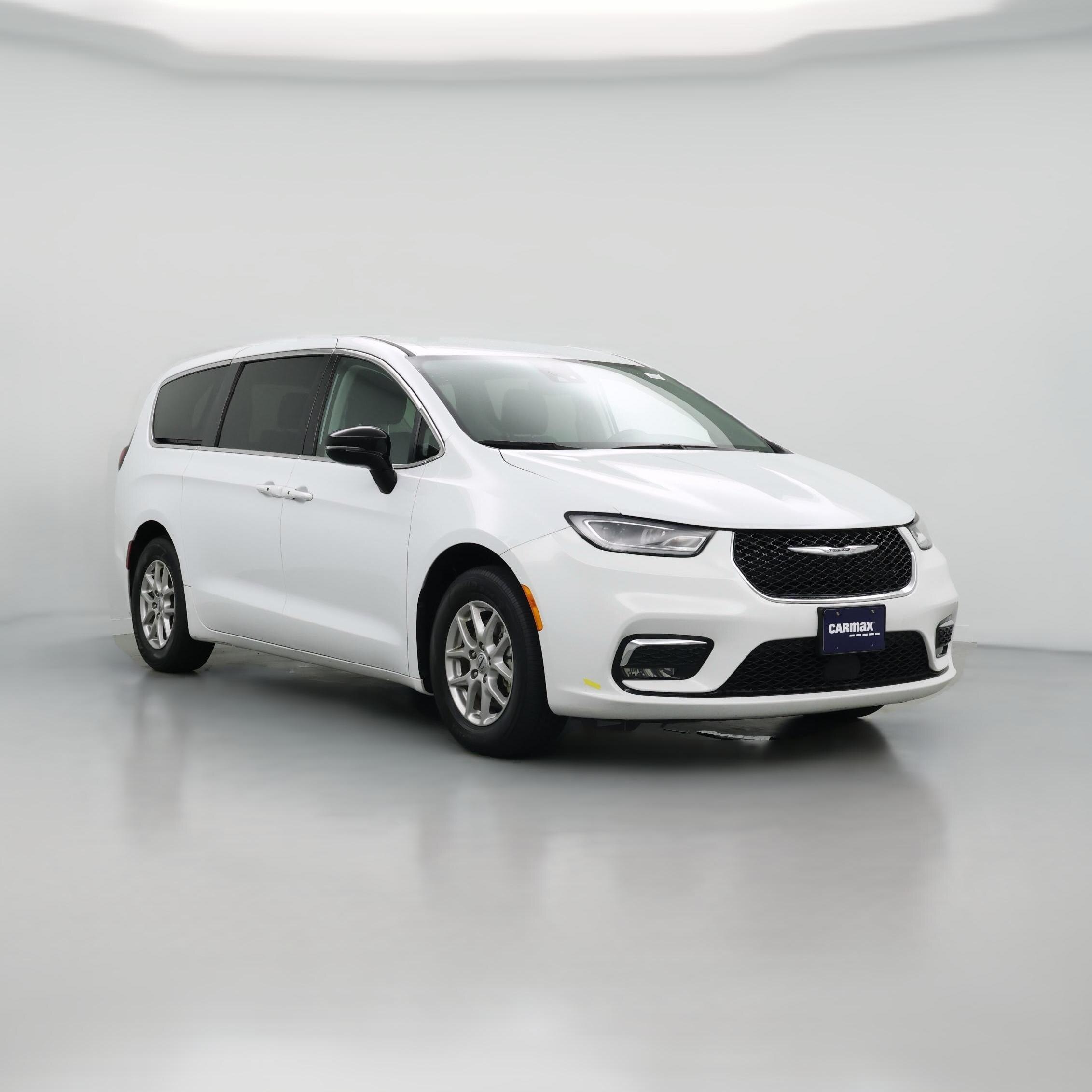 Thumbnail: 2024 Chrysler Pacifica - 1