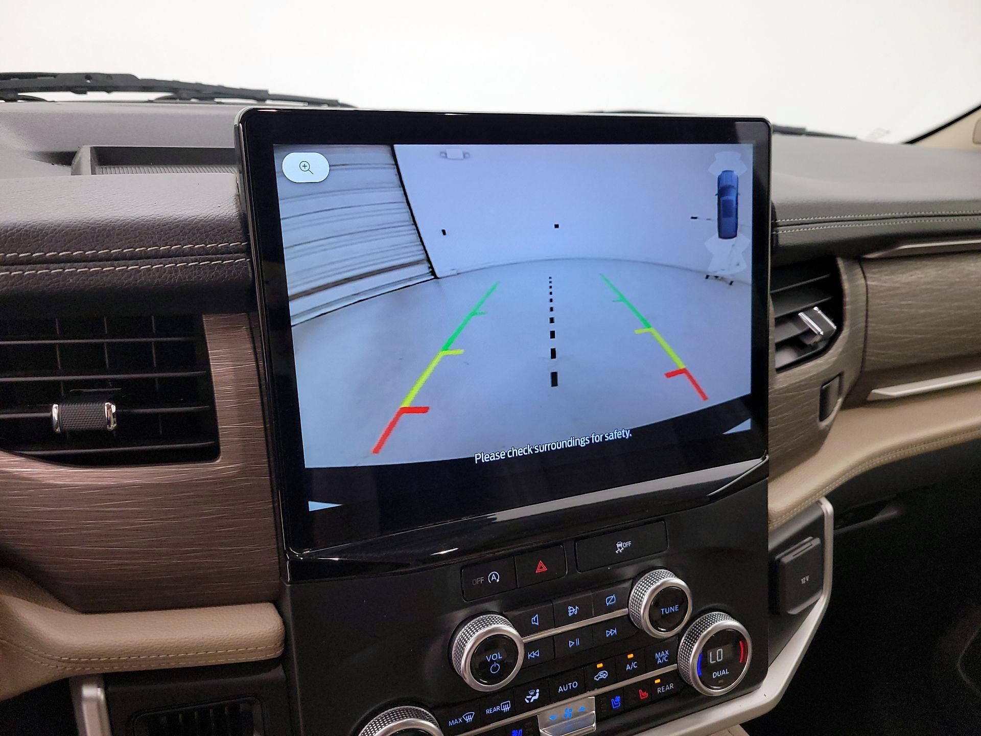 Thumbnail: 2024 Ford Expedition - 15