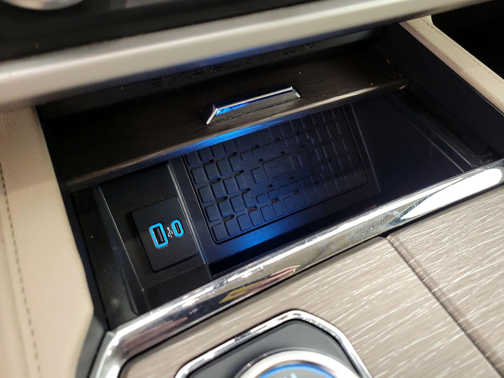 Thumbnail: 2024 Ford Expedition - 19