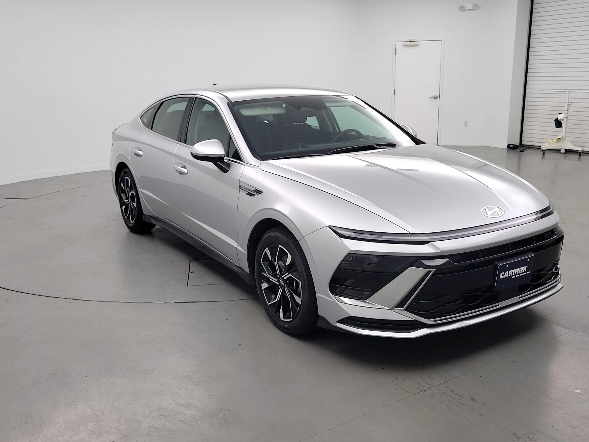 Thumbnail: 2025 Hyundai Sonata - 1