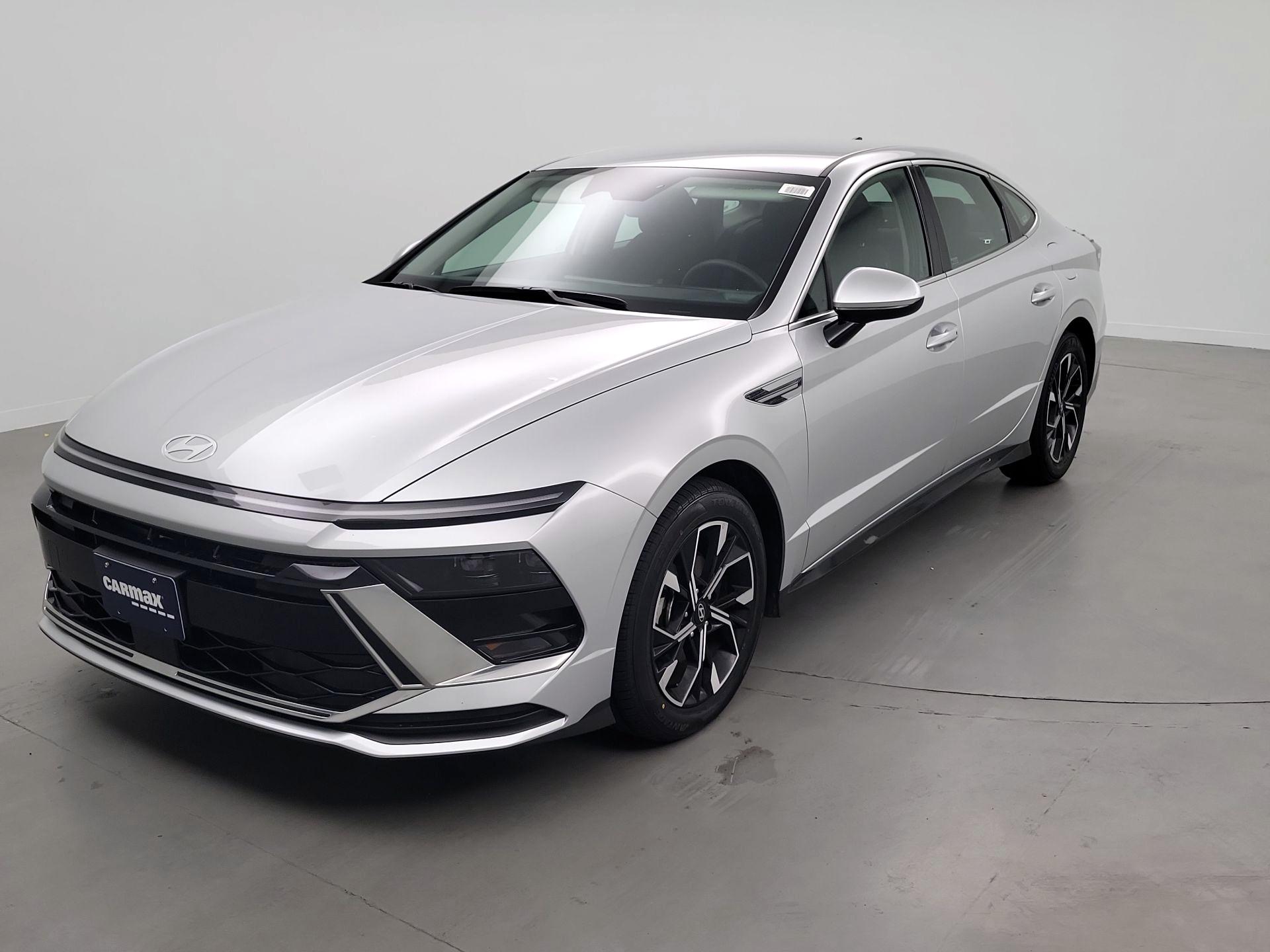 Thumbnail: 2025 Hyundai Sonata - 3