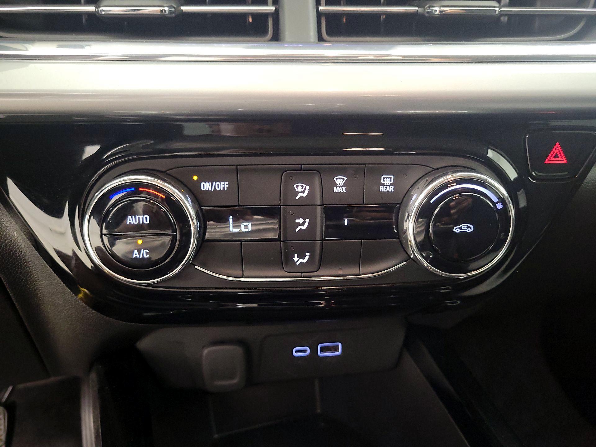 Thumbnail: 2025 Chevrolet Trax - 14