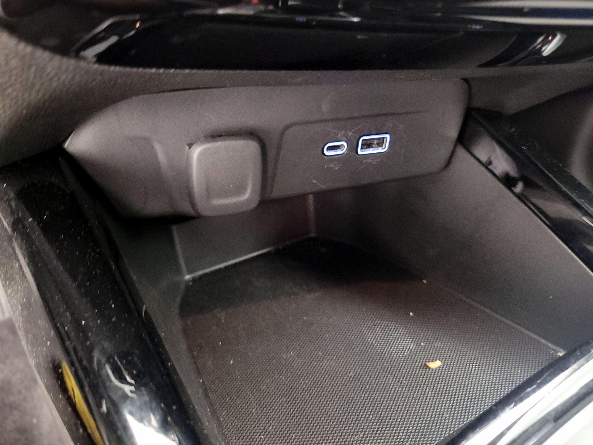 Thumbnail: 2025 Chevrolet Trax - 16