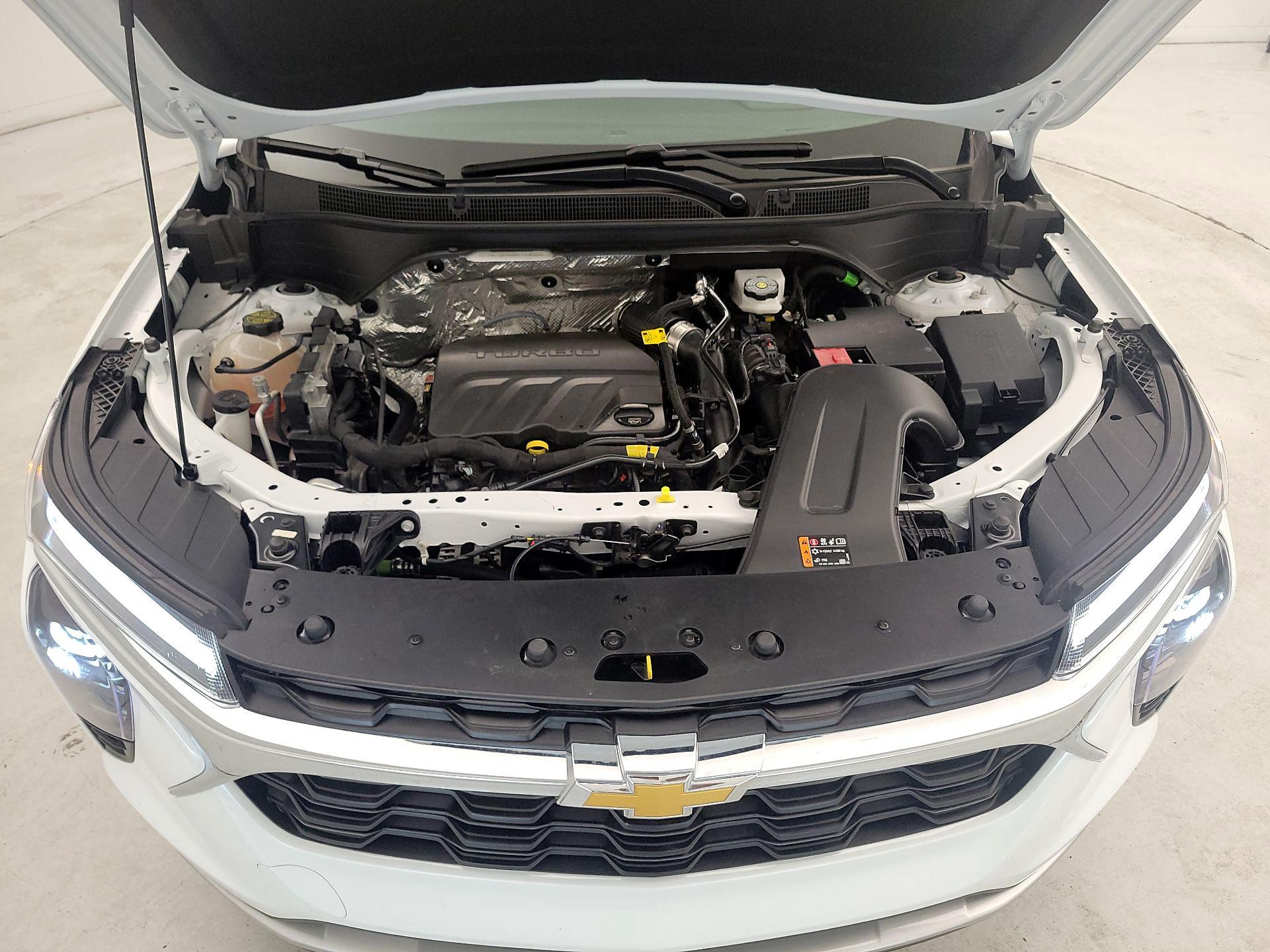 Thumbnail: 2025 Chevrolet Trax - 19