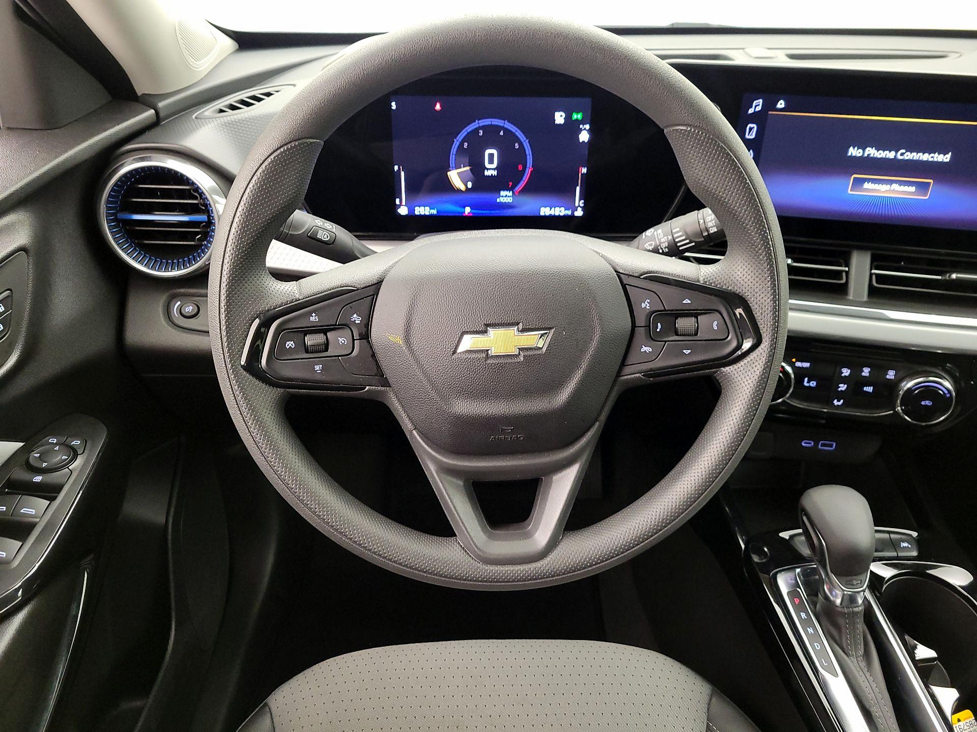 Thumbnail: 2025 Chevrolet Trax - 10