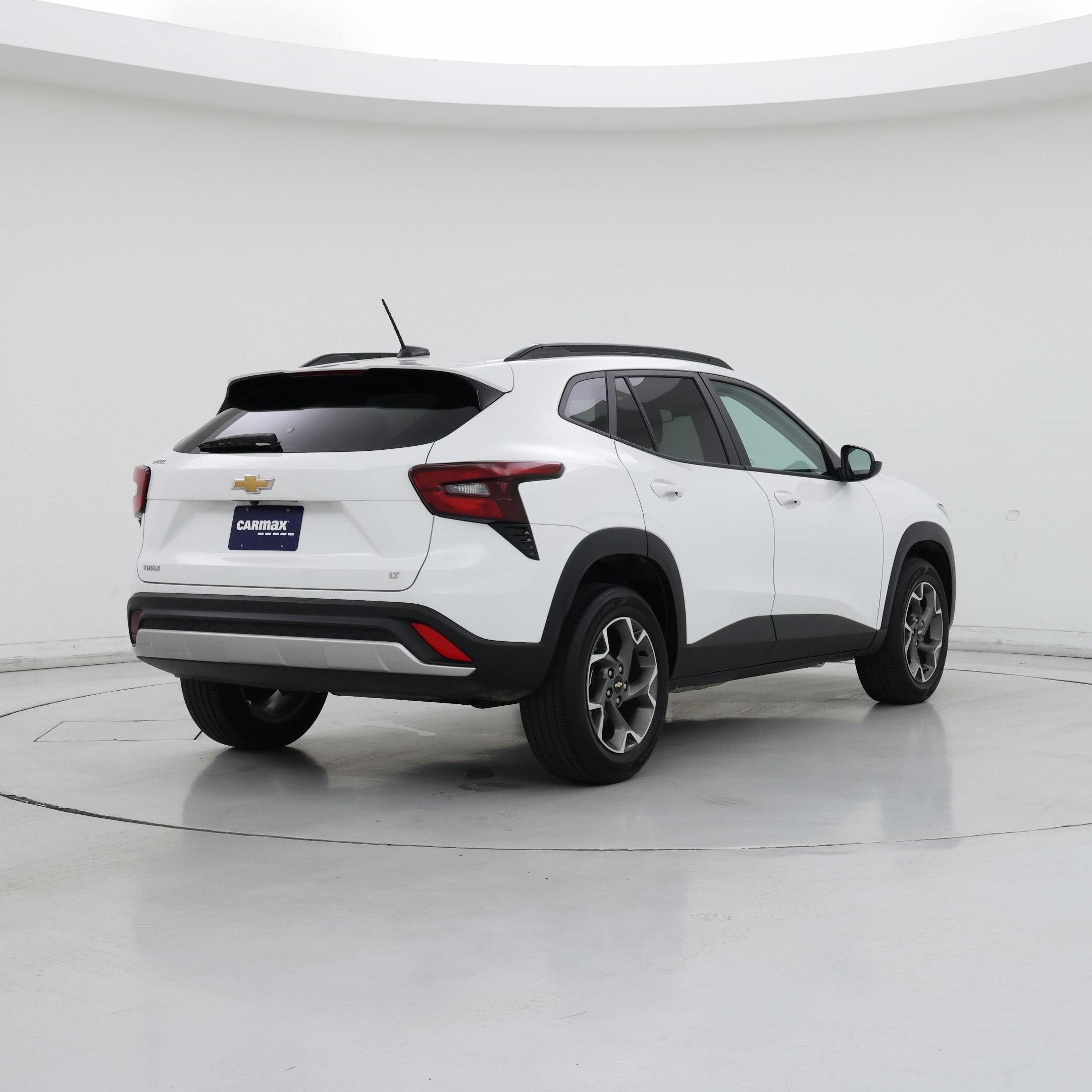Thumbnail: 2025 Chevrolet Trax - 8