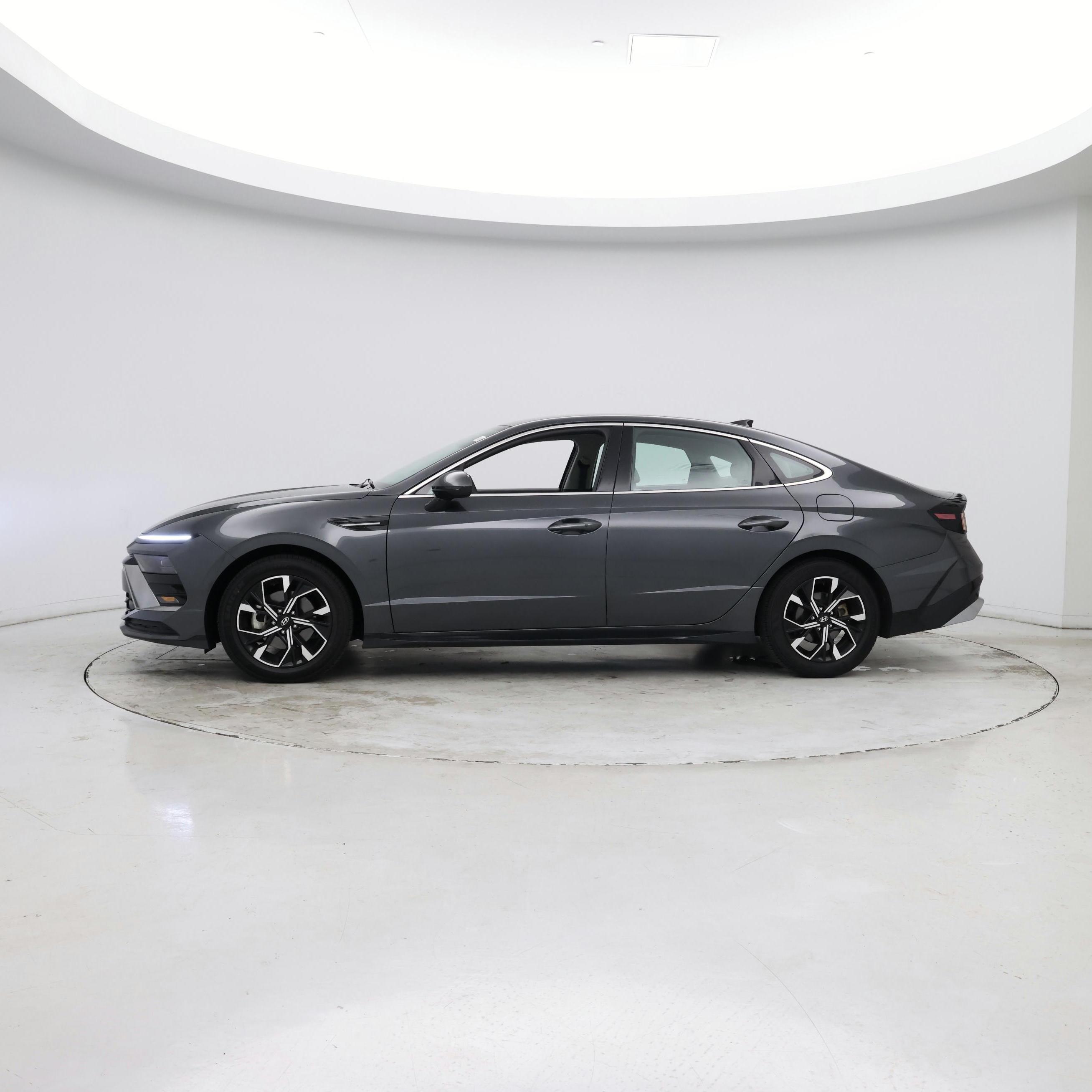 Thumbnail: 2025 Hyundai Sonata - 2