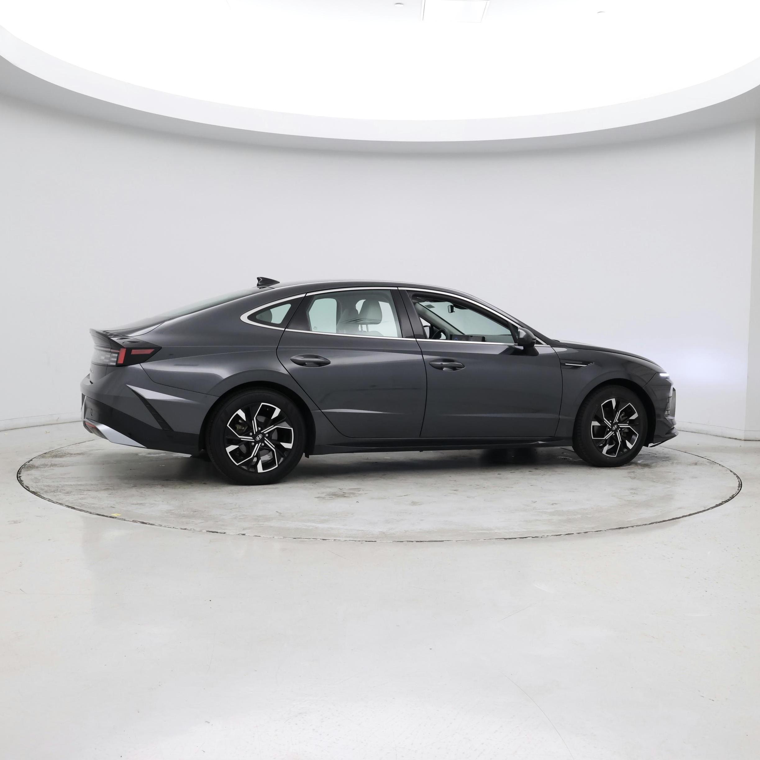 Thumbnail: 2025 Hyundai Sonata - 8