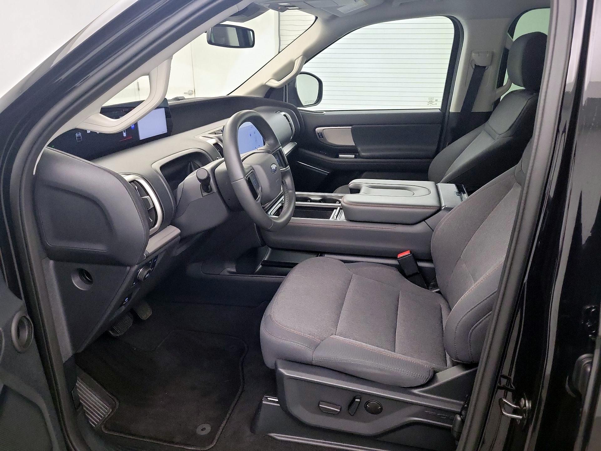 Thumbnail: 2025 Ford Expedition - 11