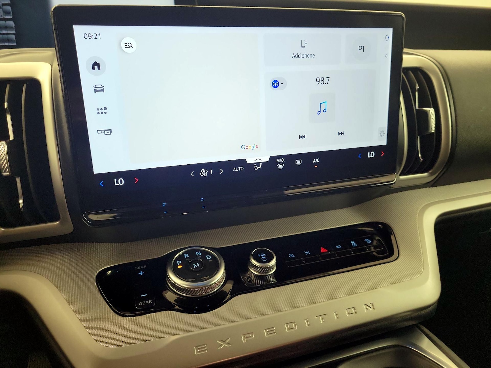 2025 Ford Expedition Active - Photo 18