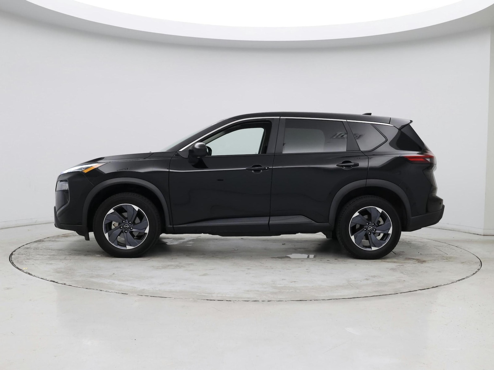 2024 Nissan Rogue SV - Photo 3